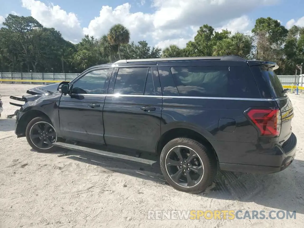 2 Photograph of a damaged car 1FMJK2A83REB14942 FORD EXPEDITION 2024