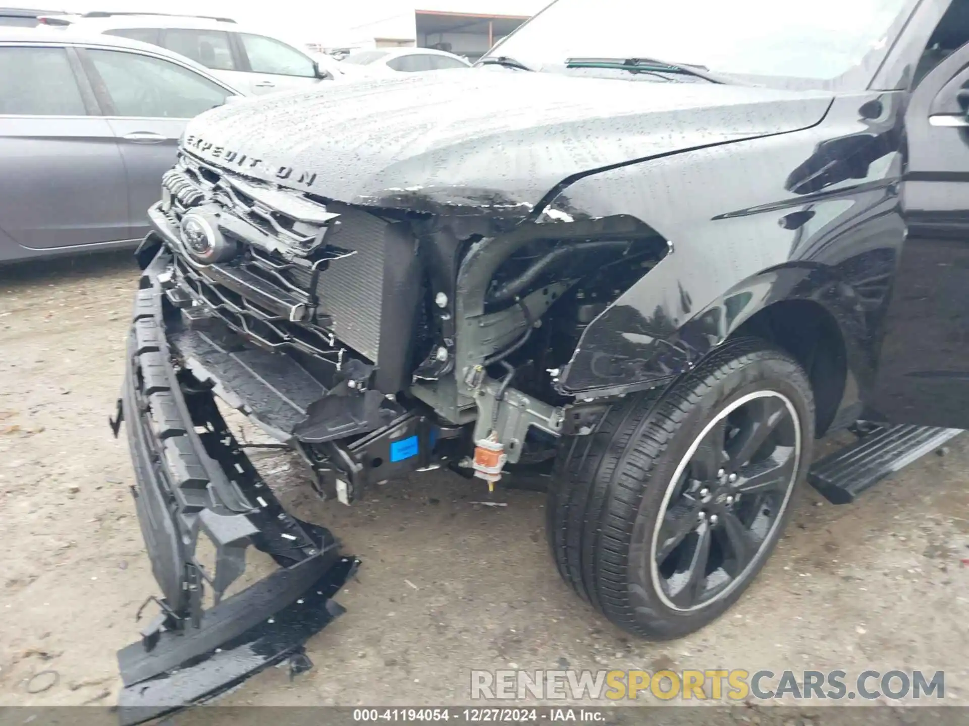 6 Photograph of a damaged car 1FMJK2A85REB00332 FORD EXPEDITION 2024