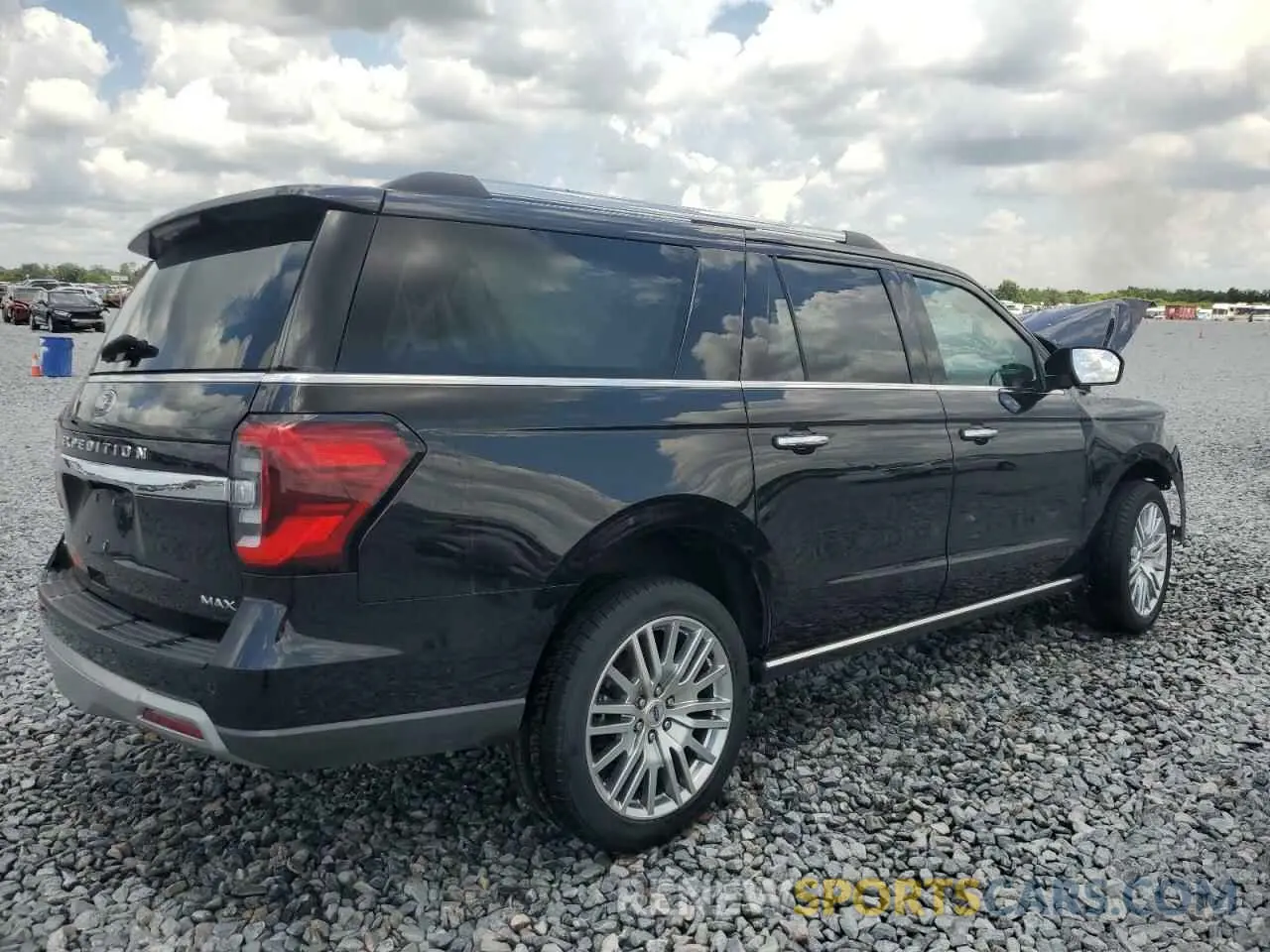 3 Photograph of a damaged car 1FMJK2A88REA34469 FORD EXPEDITION 2024