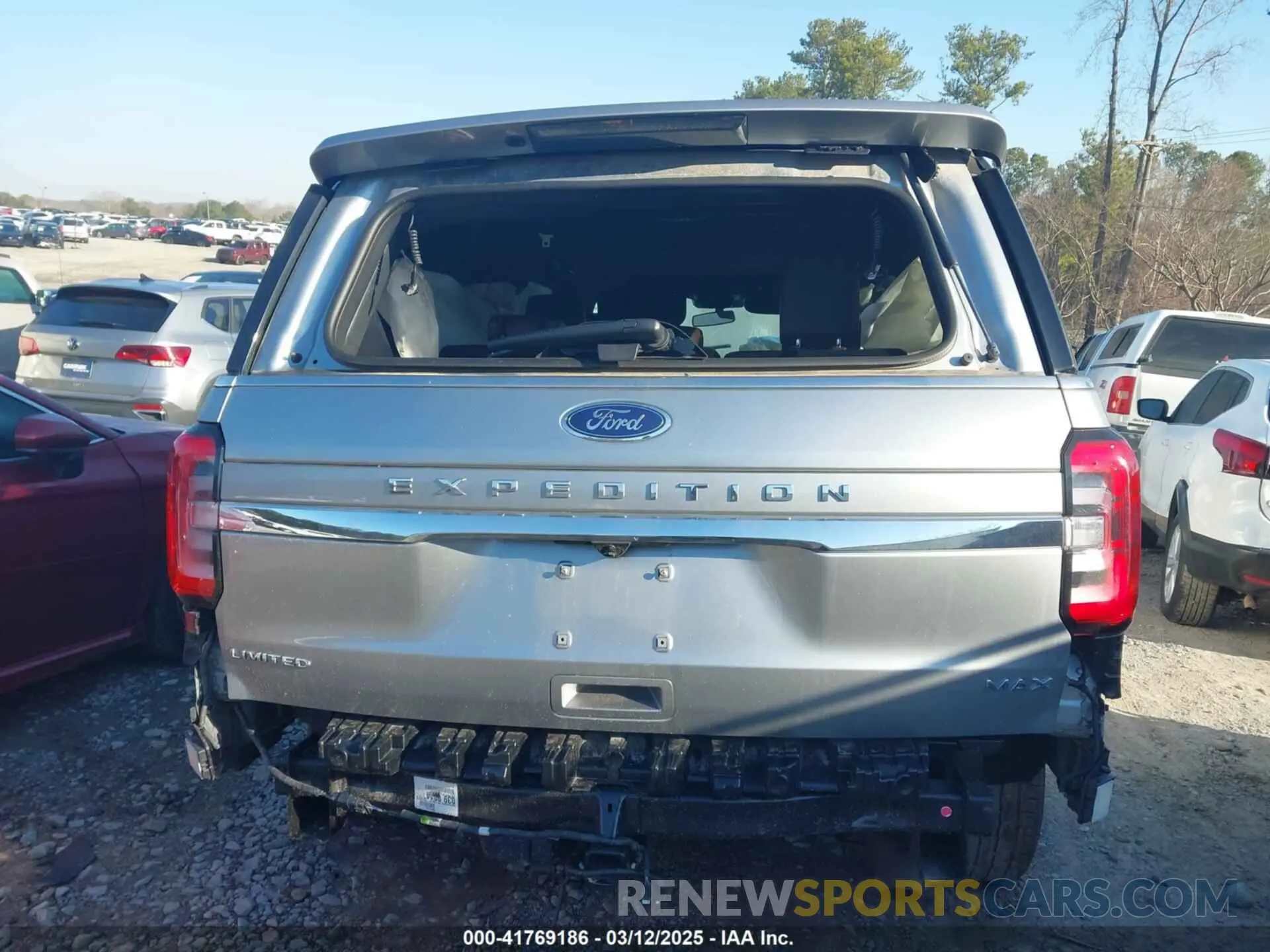 15 Photograph of a damaged car 1FMJK2A89REA38160 FORD EXPEDITION 2024