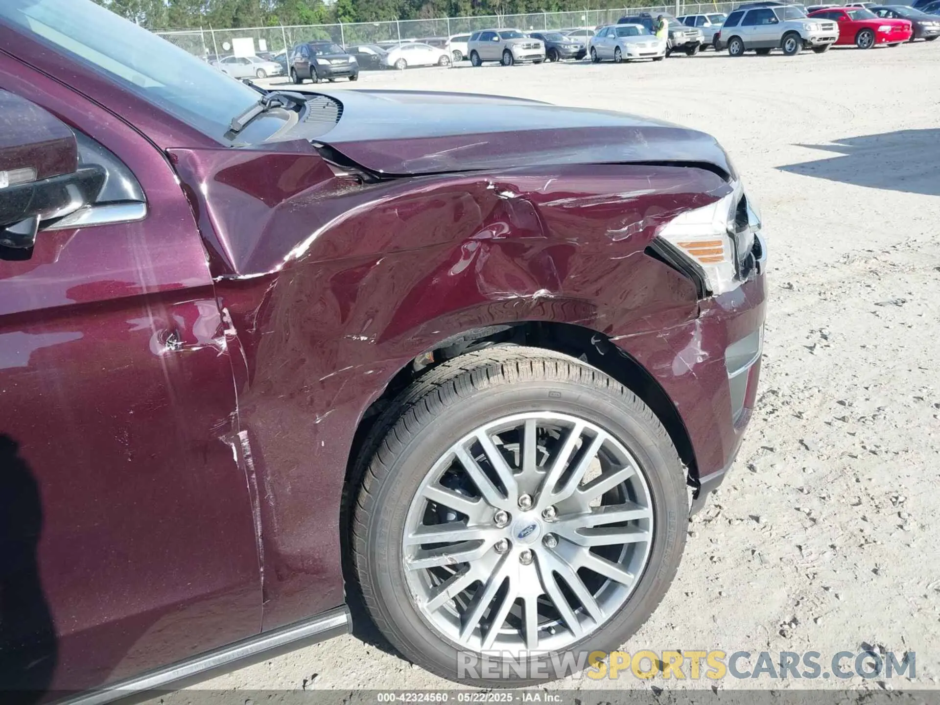6 Photograph of a damaged car 1FMJK2A8XREA16328 FORD EXPEDITION 2024