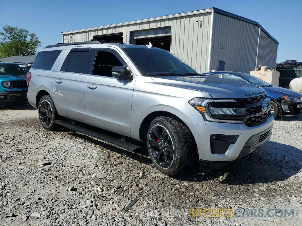 4 Photograph of a damaged car 1FMJK2AGXREA64080 FORD EXPEDITION 2024