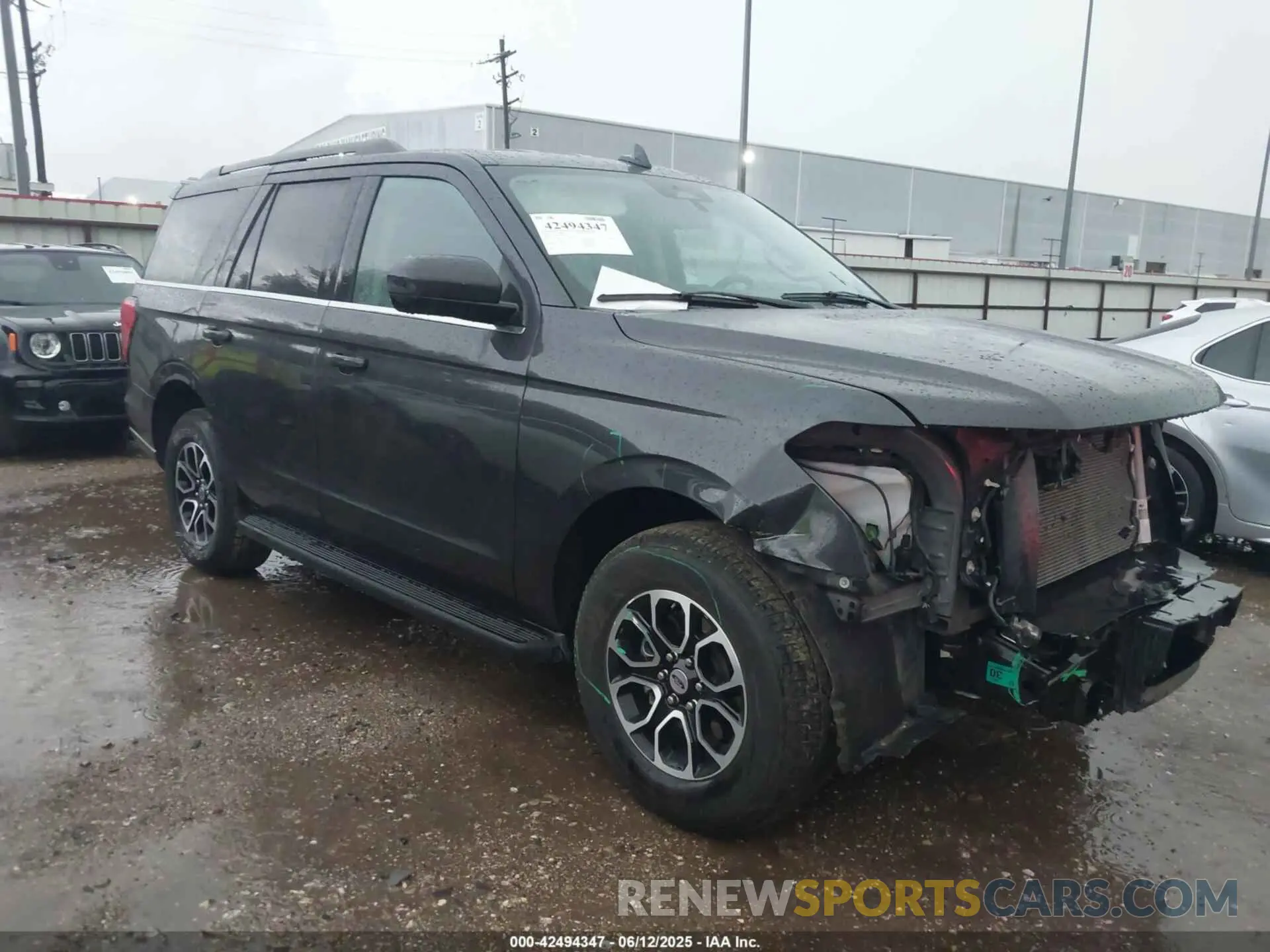 1 Photograph of a damaged car 1FMJU1H81REA50121 FORD EXPEDITION 2024