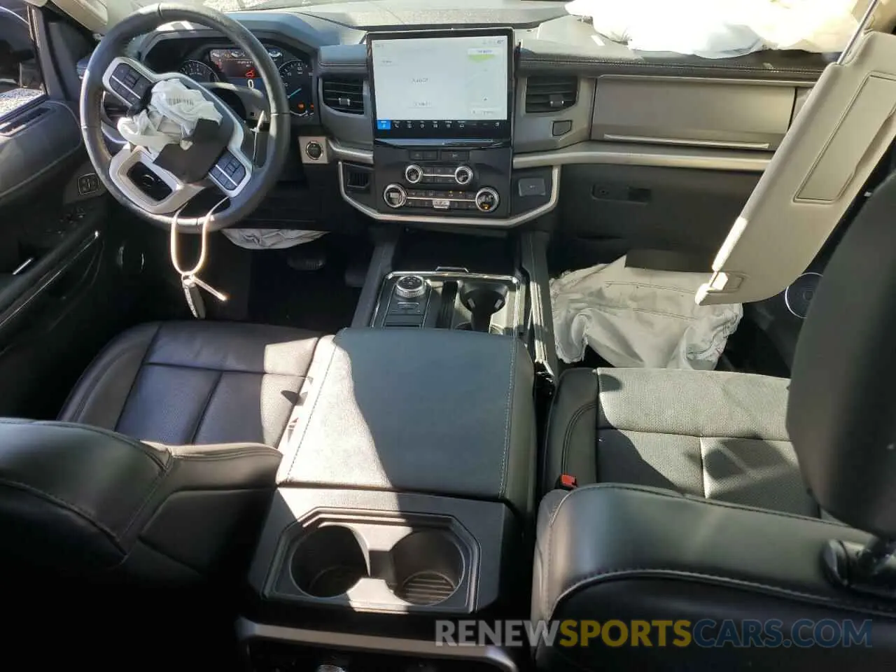 8 Photograph of a damaged car 1FMJU1H83REA20151 FORD EXPEDITION 2024