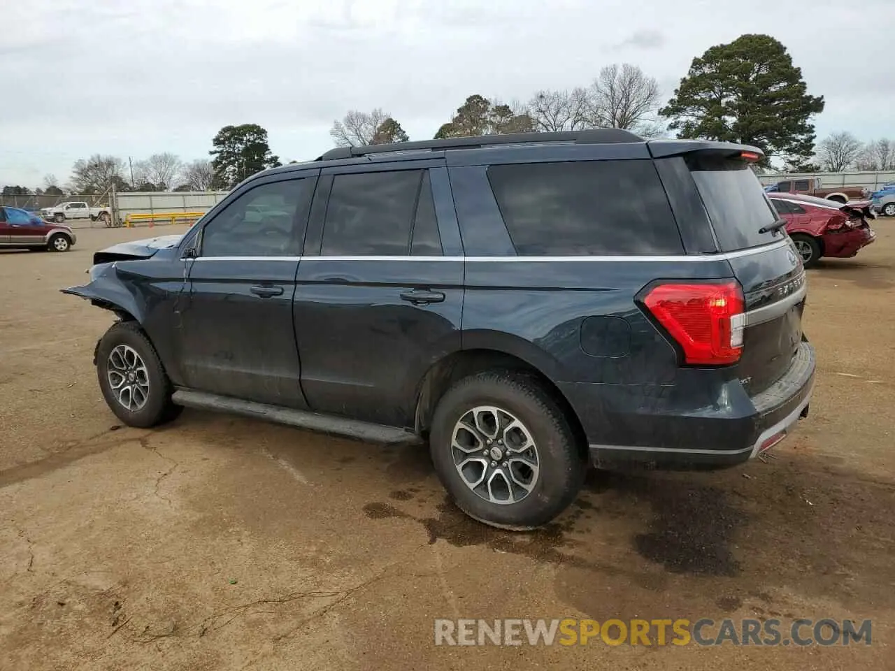 2 Photograph of a damaged car 1FMJU1H83REB03675 FORD EXPEDITION 2024