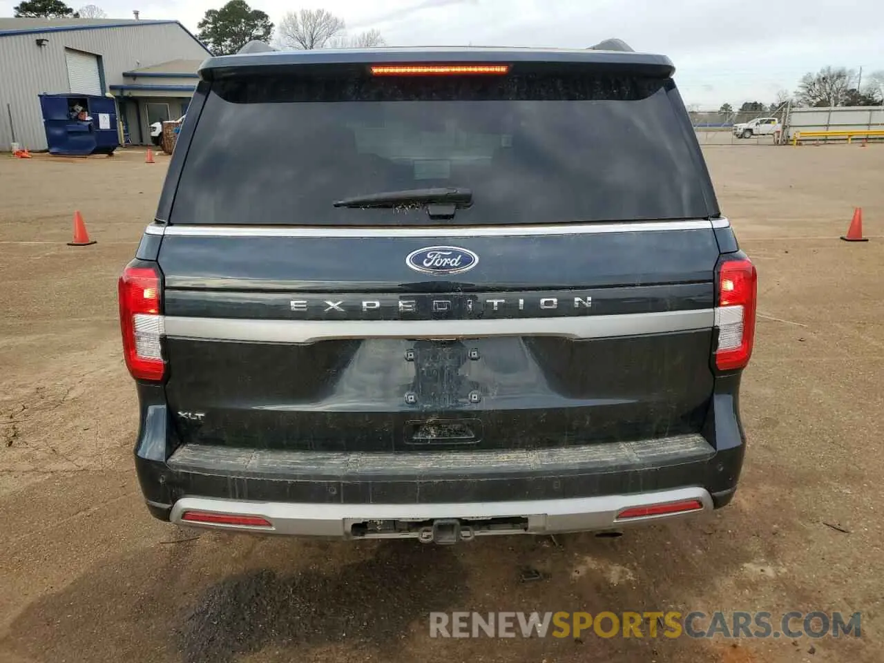 6 Photograph of a damaged car 1FMJU1H83REB03675 FORD EXPEDITION 2024