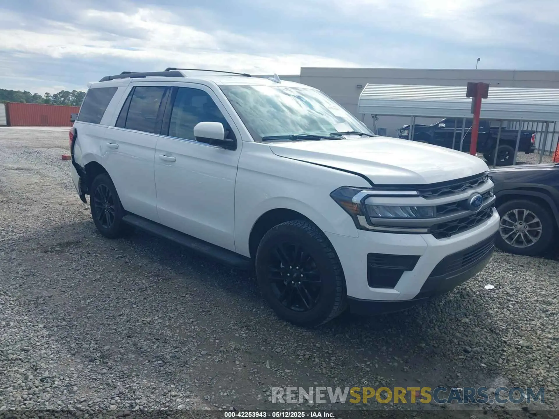 1 Photograph of a damaged car 1FMJU1H87REA59678 FORD EXPEDITION 2024