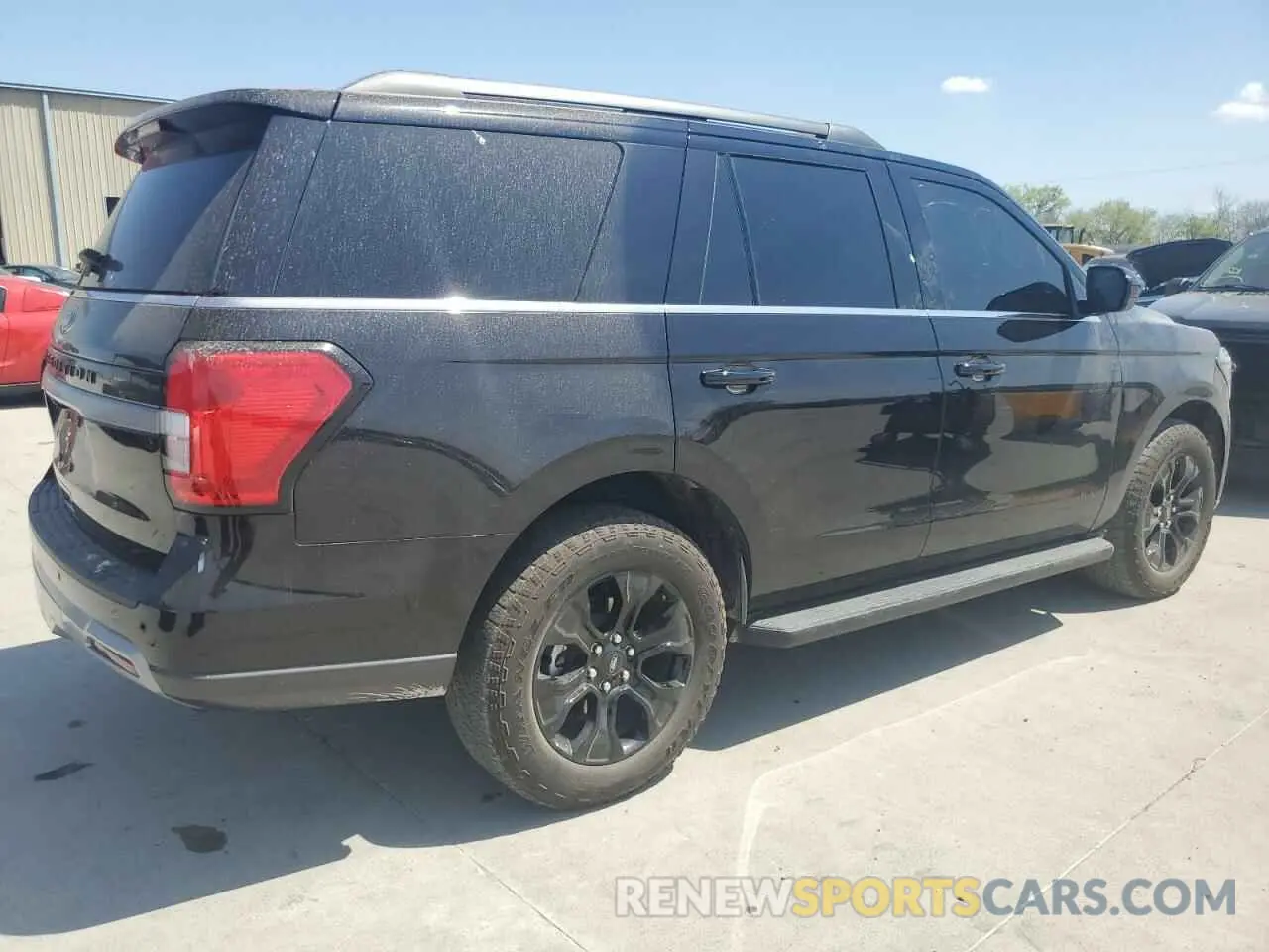 3 Photograph of a damaged car 1FMJU1H88REA96240 FORD EXPEDITION 2024