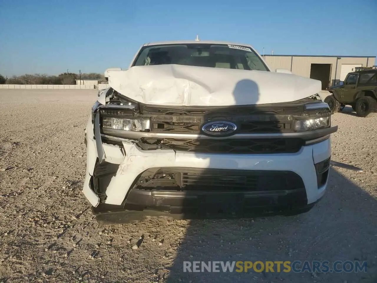 5 Photograph of a damaged car 1FMJU1H8XREA23175 FORD EXPEDITION 2024