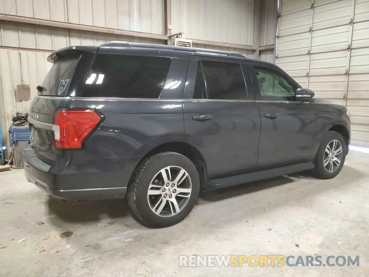 3 Photograph of a damaged car 1FMJU1H8XREA23922 FORD EXPEDITION 2024