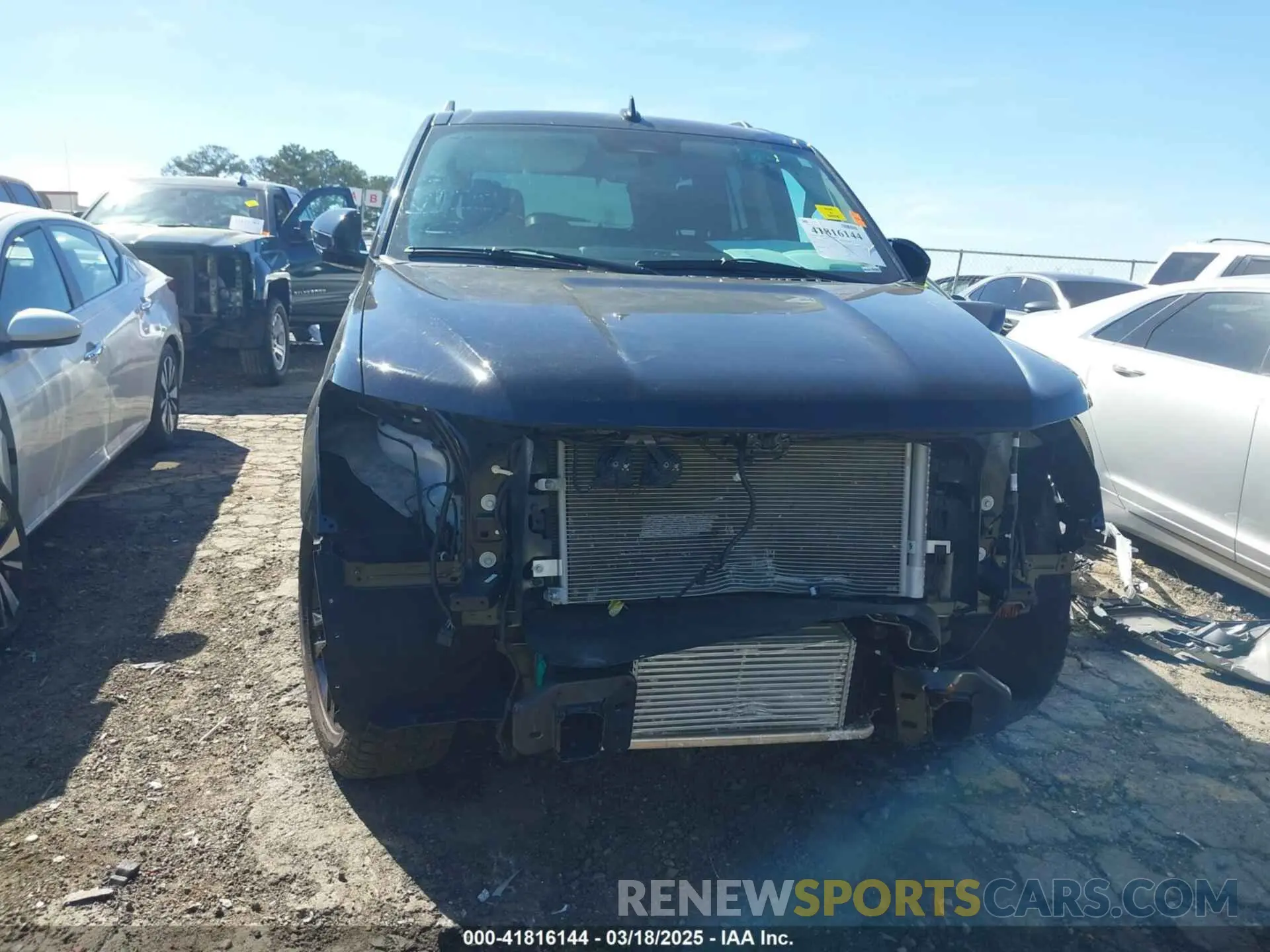 12 Photograph of a damaged car 1FMJU1J80REA39864 FORD EXPEDITION 2024