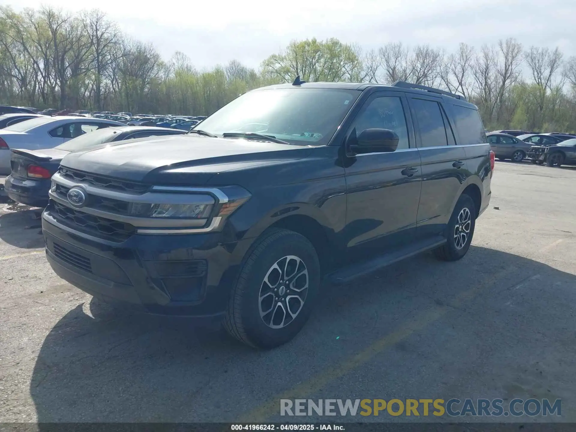 2 Photograph of a damaged car 1FMJU1J85REA08710 FORD EXPEDITION 2024