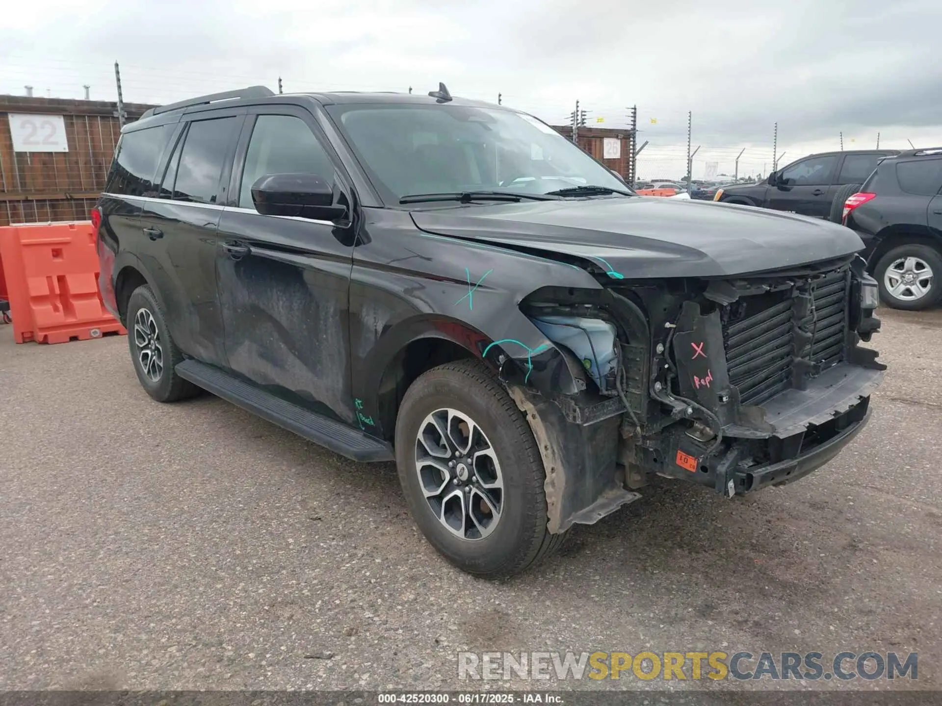 1 Photograph of a damaged car 1FMJU1J85REA09324 FORD EXPEDITION 2024