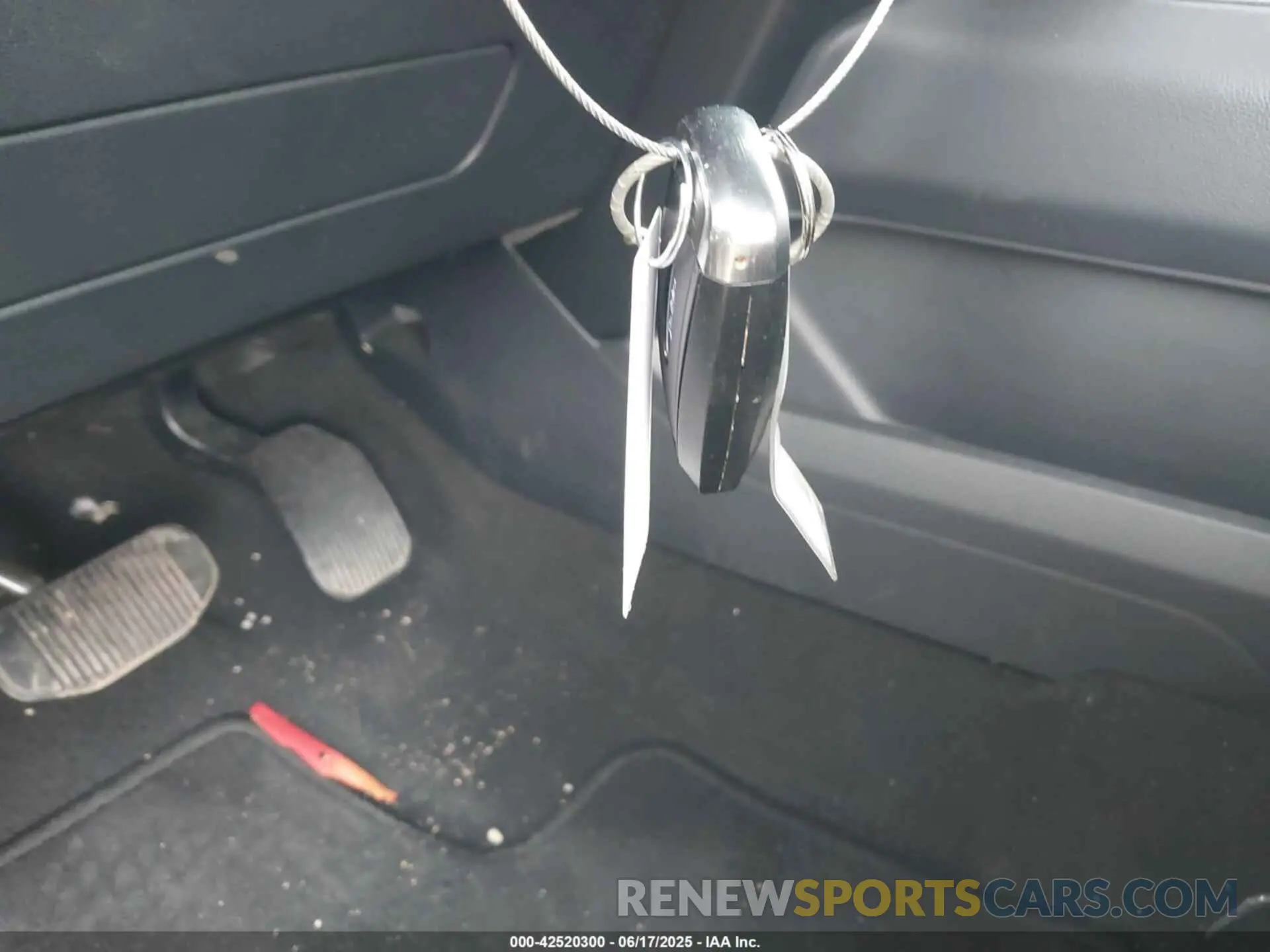 11 Photograph of a damaged car 1FMJU1J85REA09324 FORD EXPEDITION 2024