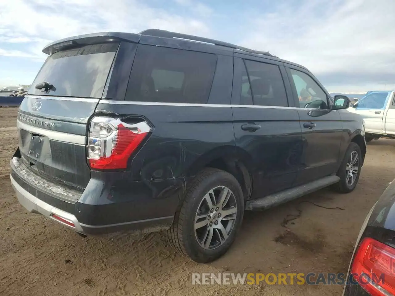 3 Photograph of a damaged car 1FMJU1J85REB07575 FORD EXPEDITION 2024