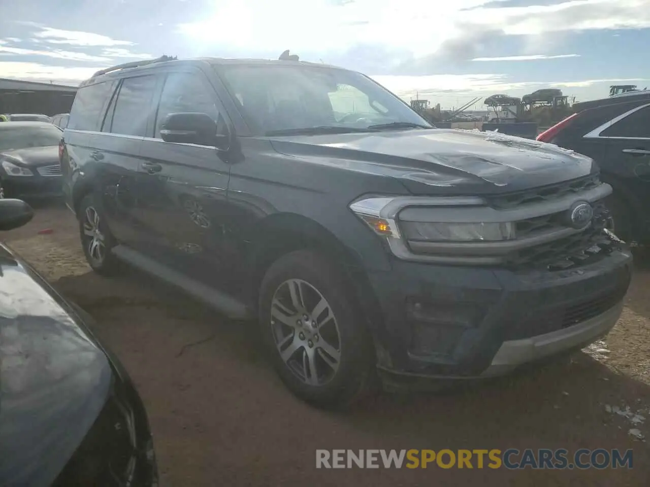 4 Photograph of a damaged car 1FMJU1J85REB07575 FORD EXPEDITION 2024