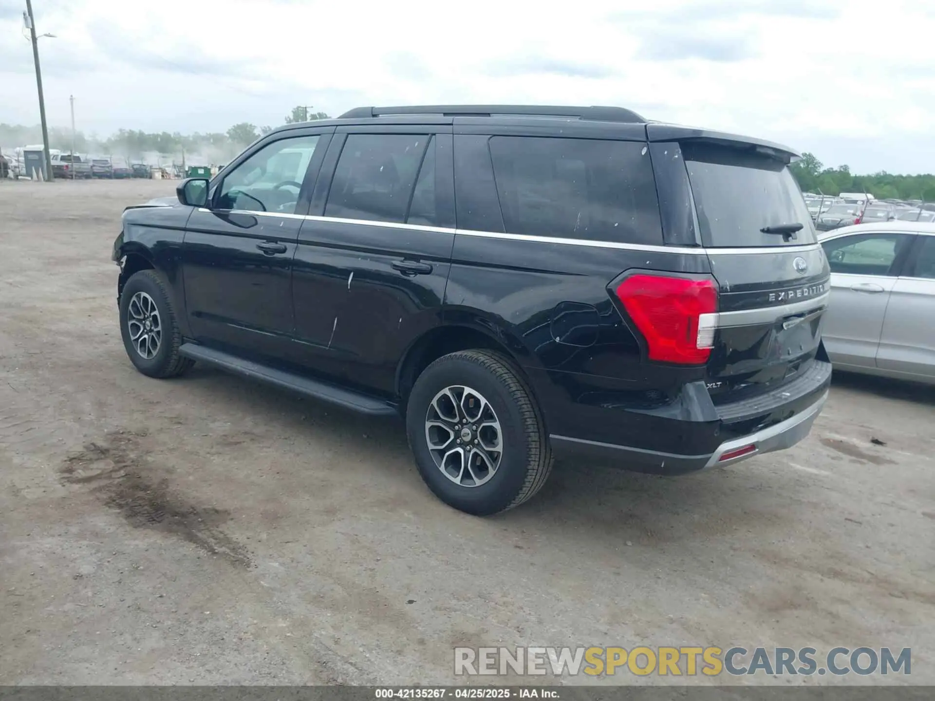 3 Photograph of a damaged car 1FMJU1J86REA25838 FORD EXPEDITION 2024