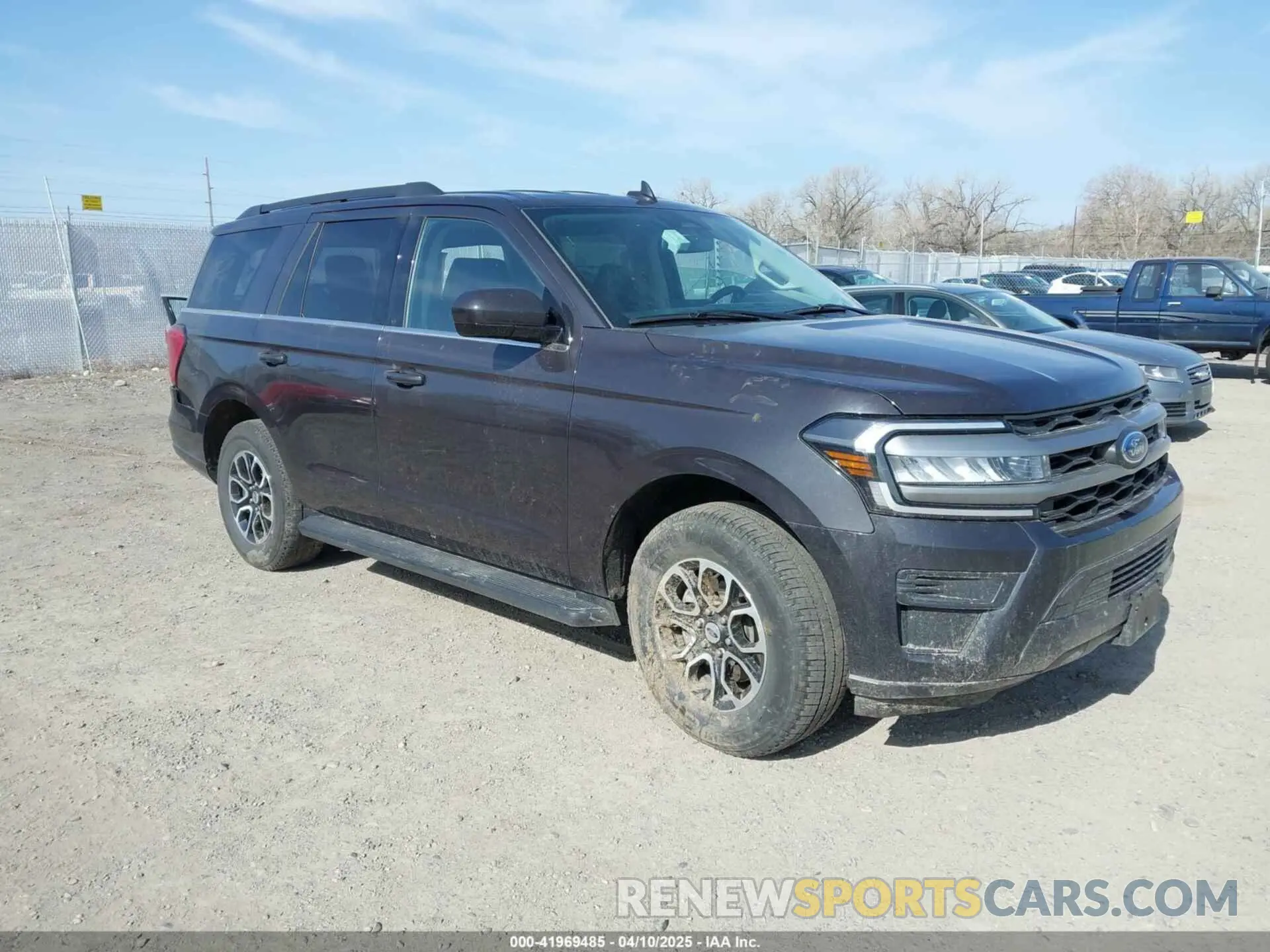 1 Photograph of a damaged car 1FMJU1J87REA18297 FORD EXPEDITION 2024