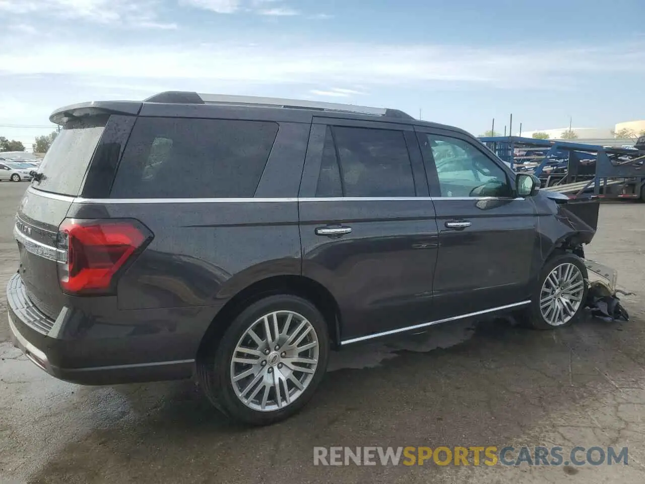 3 Photograph of a damaged car 1FMJU1K84REA23651 FORD EXPEDITION 2024