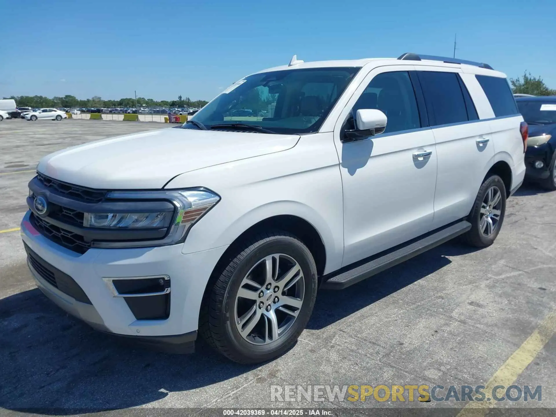 2 Photograph of a damaged car 1FMJU1K85REA10326 FORD EXPEDITION 2024