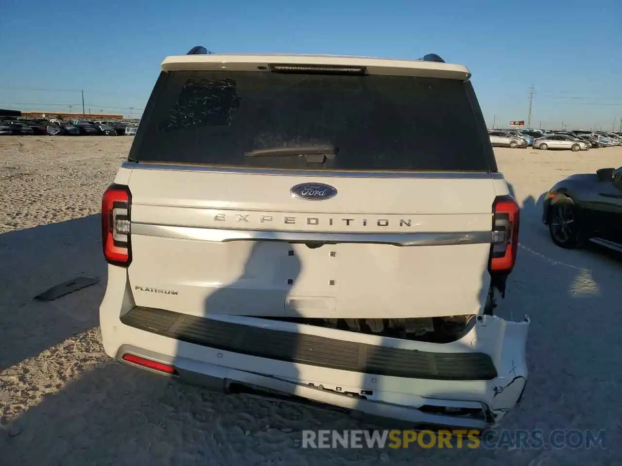 6 Photograph of a damaged car 1FMJU1M83REA09916 FORD EXPEDITION 2024