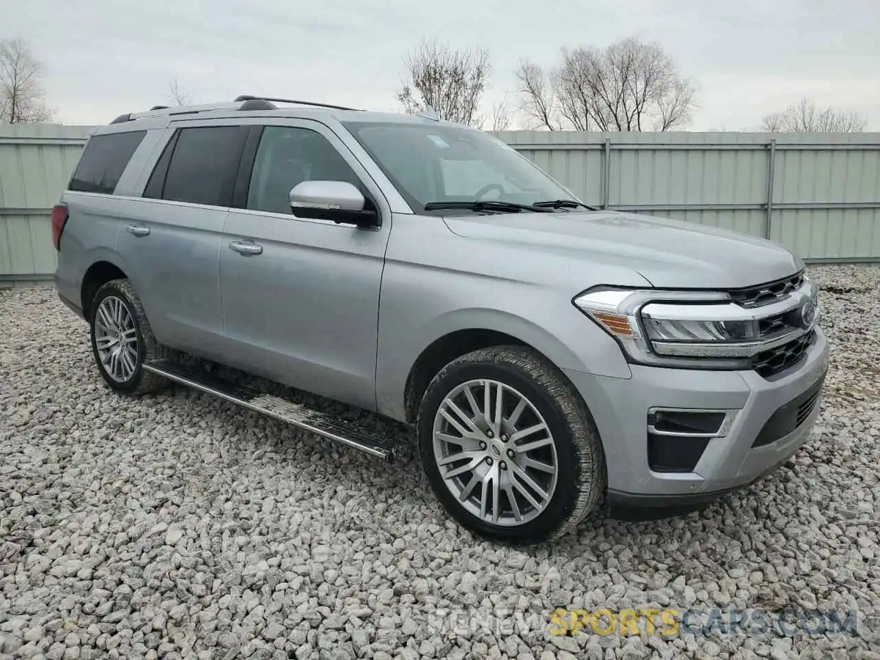 4 Photograph of a damaged car 1FMJU2A86REA35713 FORD EXPEDITION 2024