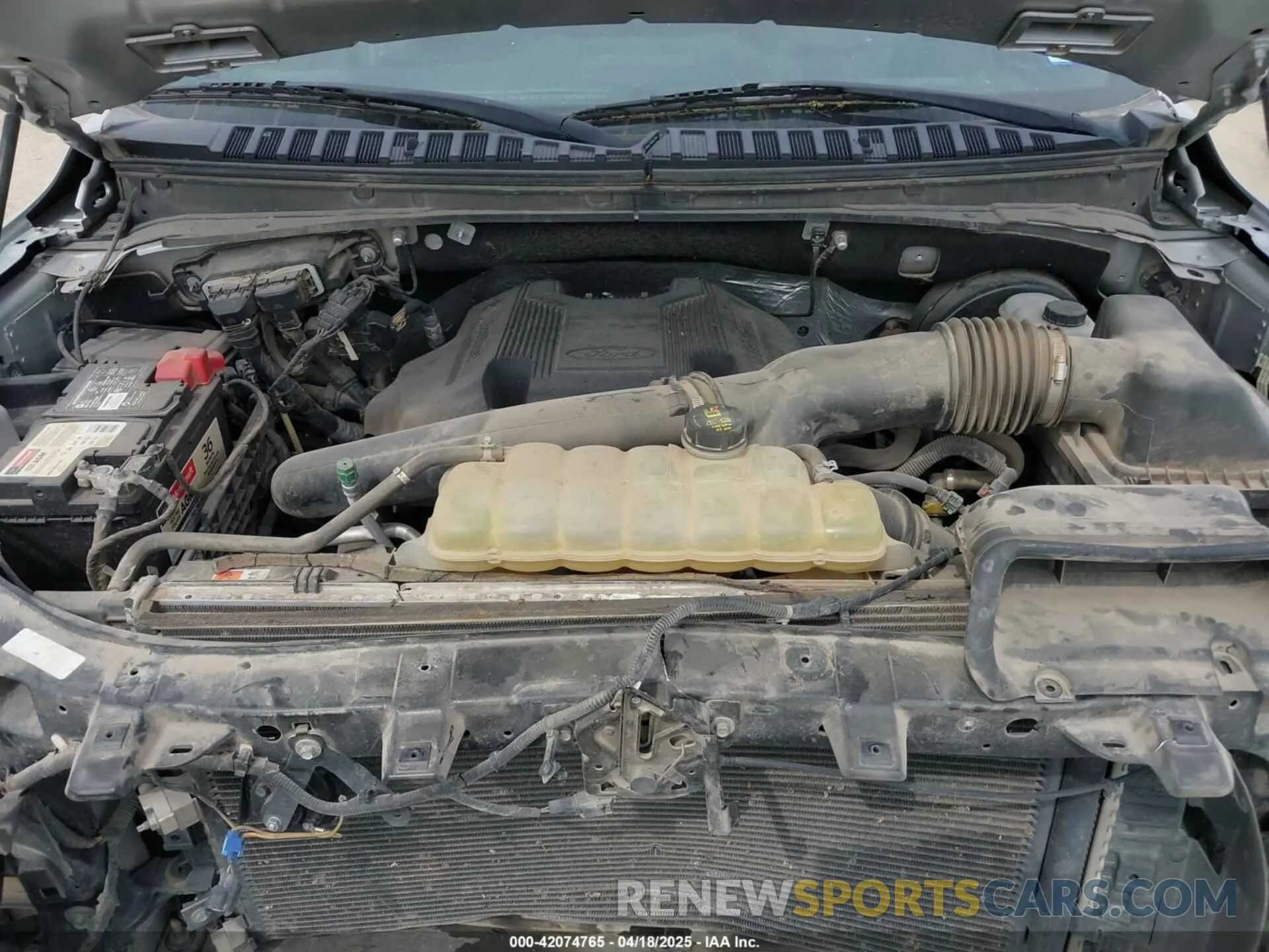 10 Photograph of a damaged car 1FMJK1HT1KEA13618 FORD EXPEDITION MAX 2019