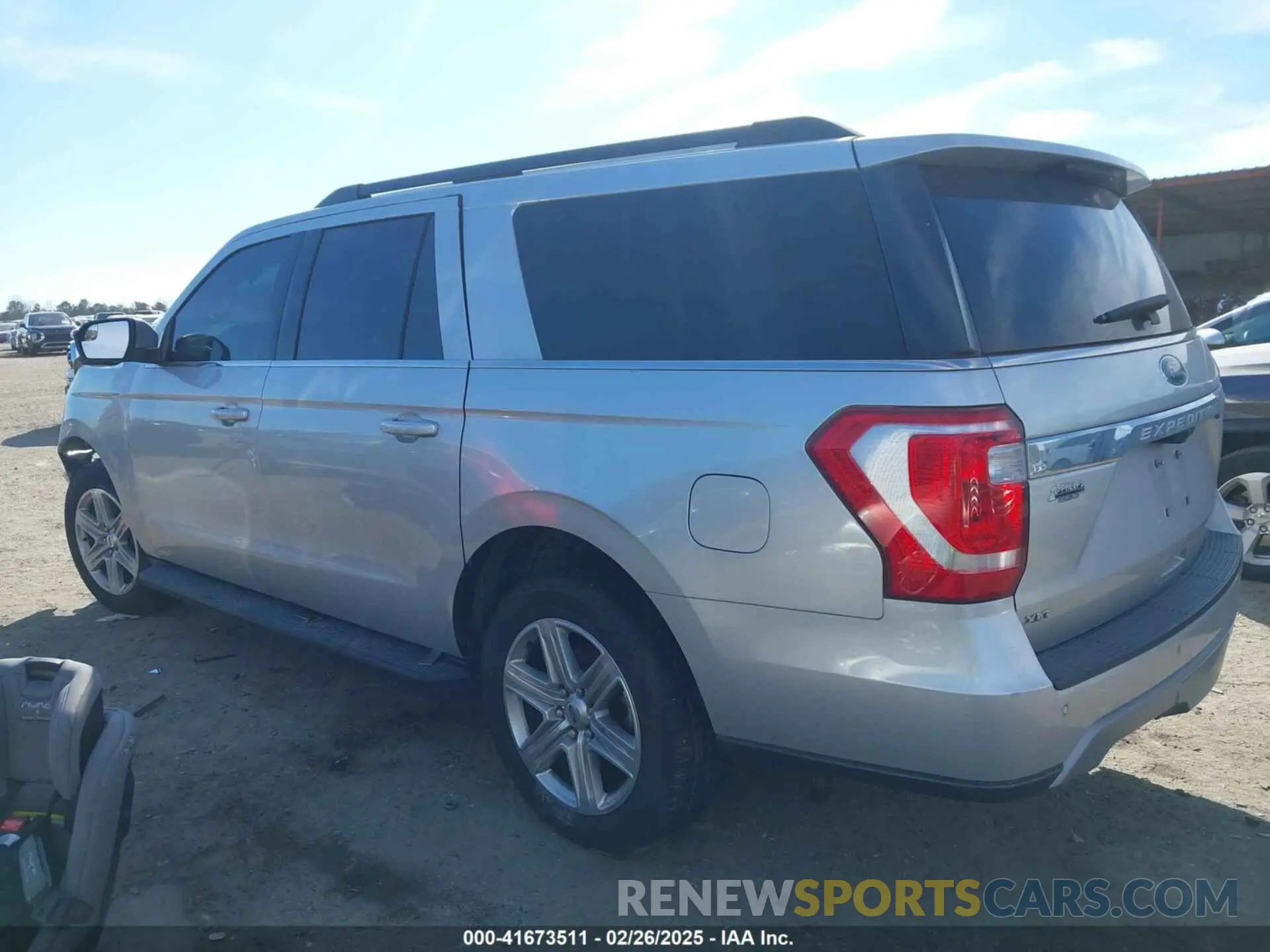 3 Photograph of a damaged car 1FMJK1HT3KEA11482 FORD EXPEDITION MAX 2019