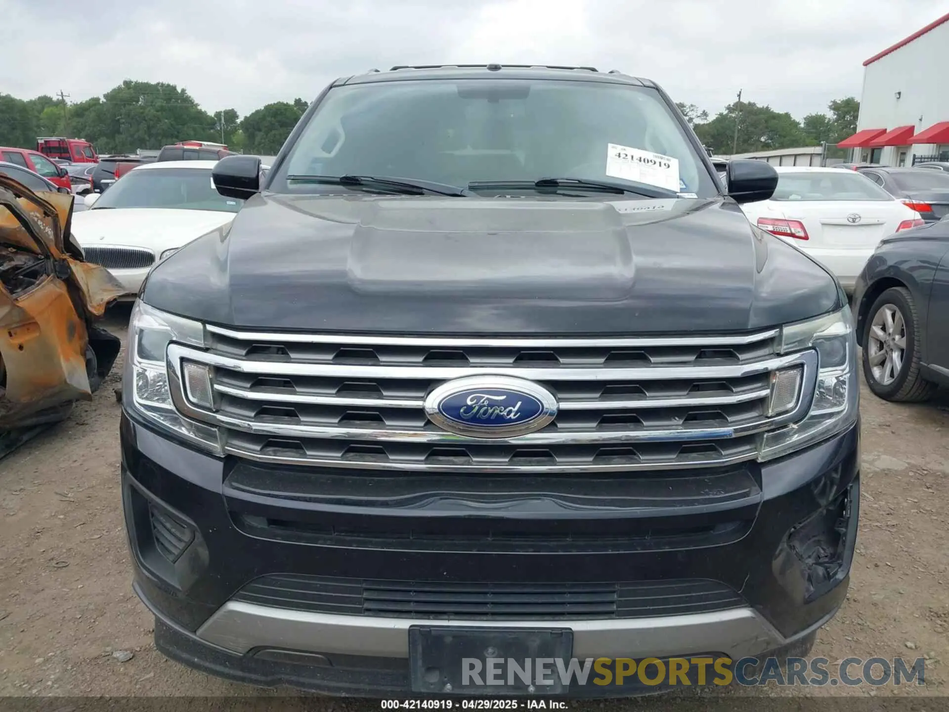12 Photograph of a damaged car 1FMJK1HT6KEA58439 FORD EXPEDITION MAX 2019