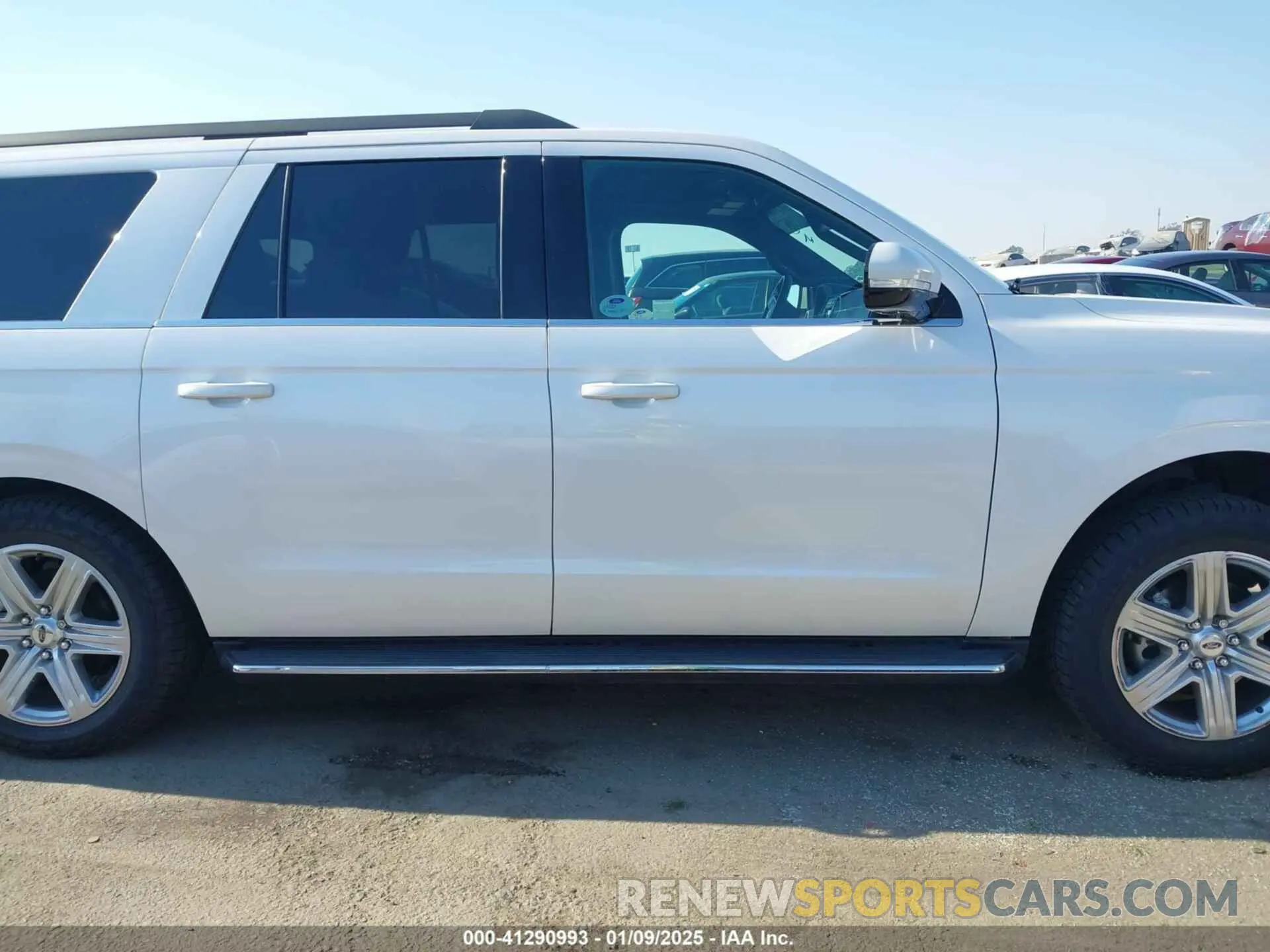 13 Photograph of a damaged car 1FMJK1HT7KEA83673 FORD EXPEDITION MAX 2019