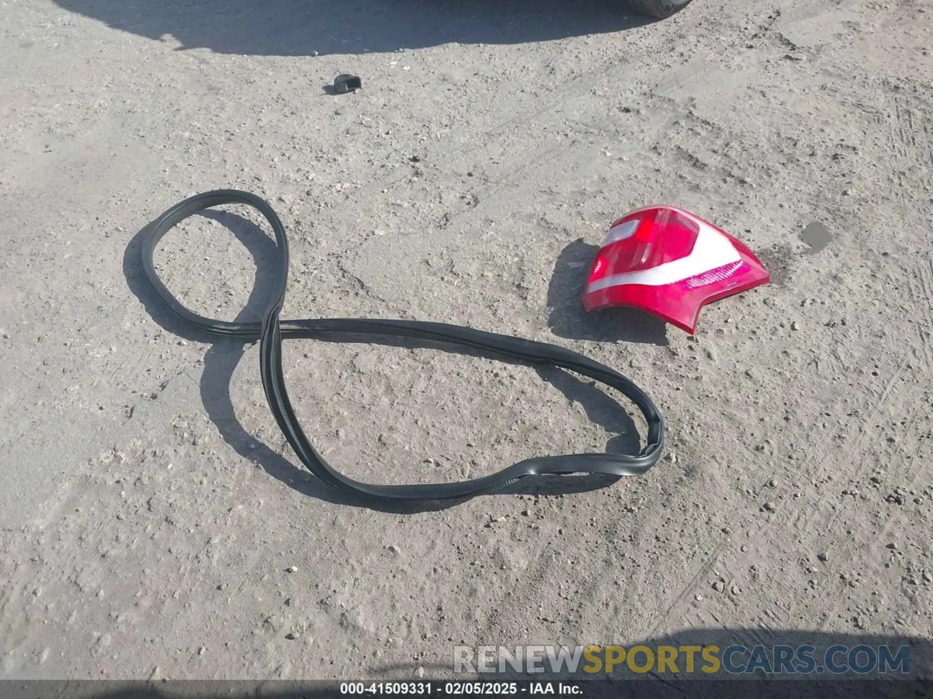 12 Photograph of a damaged car 1FMJK1HT8KEA27743 FORD EXPEDITION MAX 2019