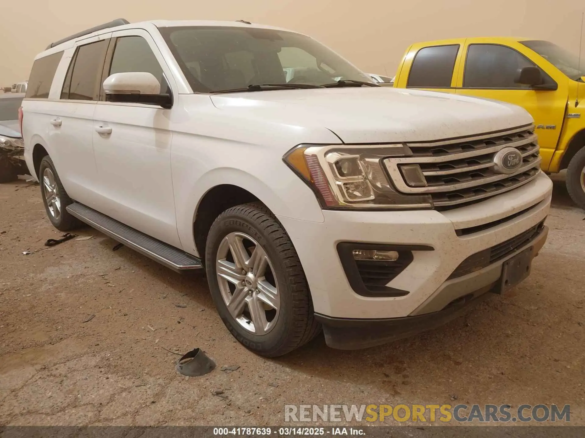 1 Photograph of a damaged car 1FMJK1JT9KEA21301 FORD EXPEDITION MAX 2019