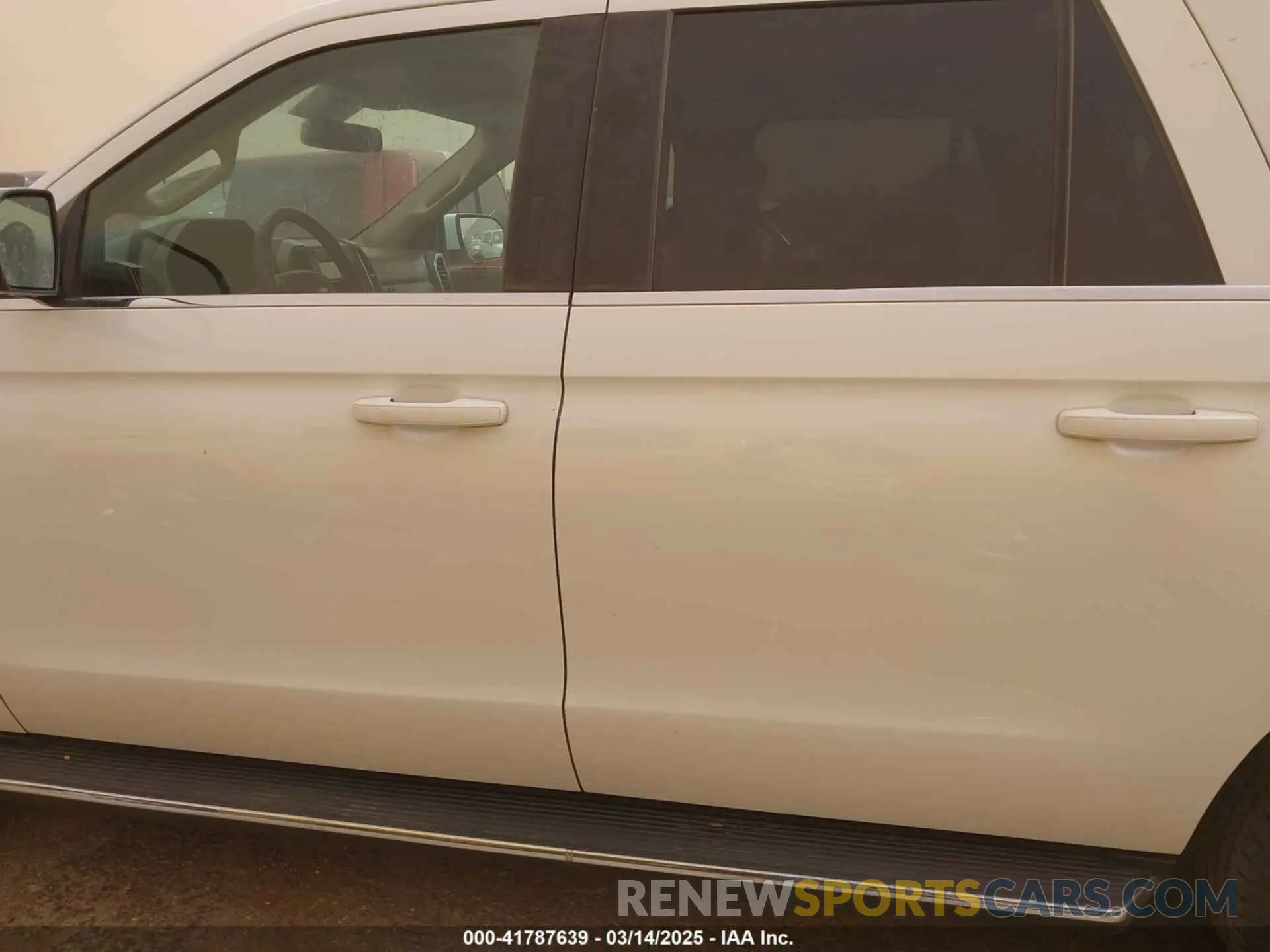 14 Photograph of a damaged car 1FMJK1JT9KEA21301 FORD EXPEDITION MAX 2019