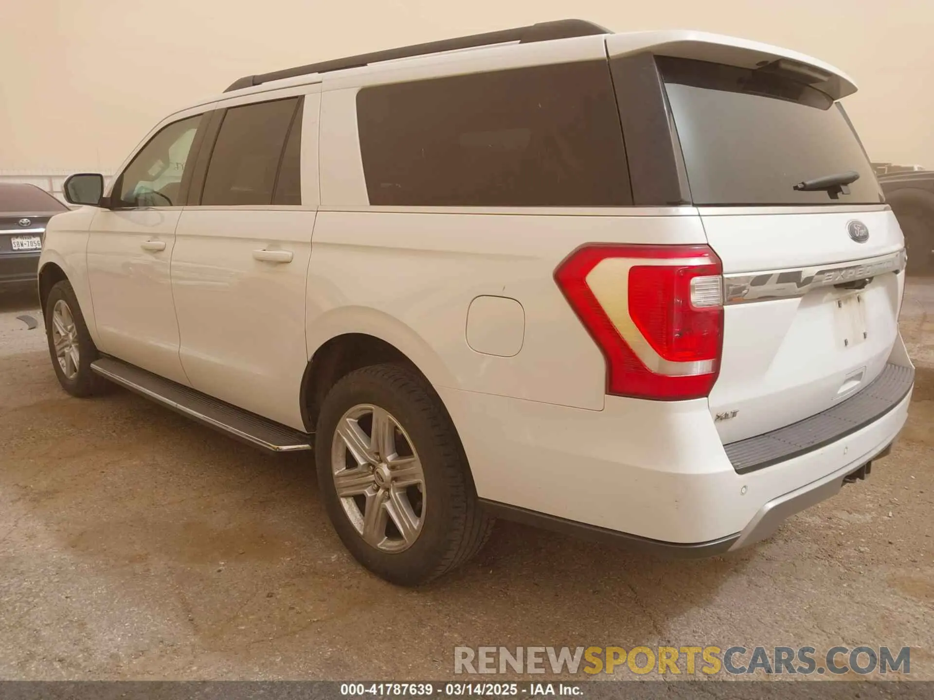 3 Photograph of a damaged car 1FMJK1JT9KEA21301 FORD EXPEDITION MAX 2019