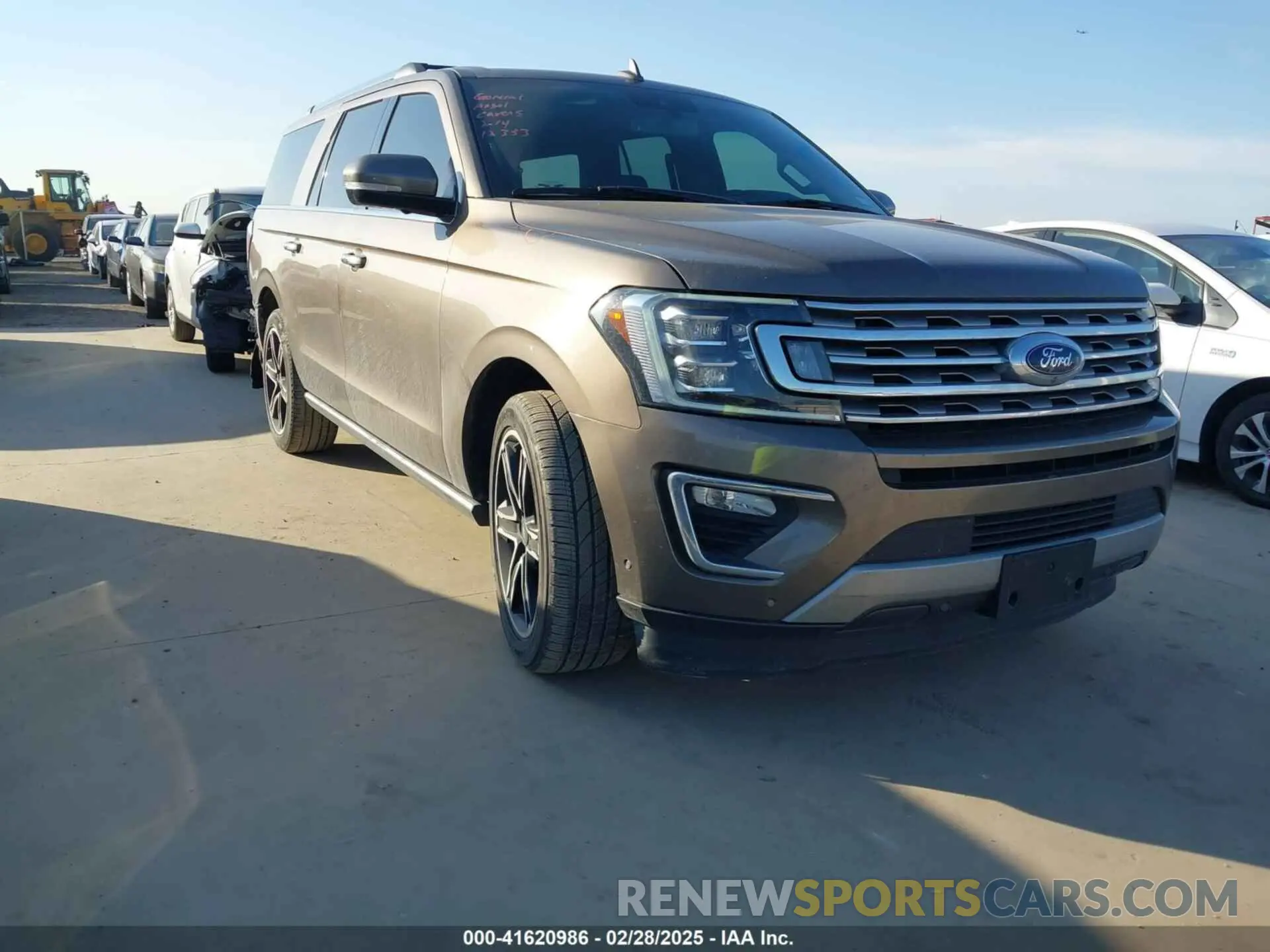 1 Photograph of a damaged car 1FMJK1KTXKEA75351 FORD EXPEDITION MAX 2019