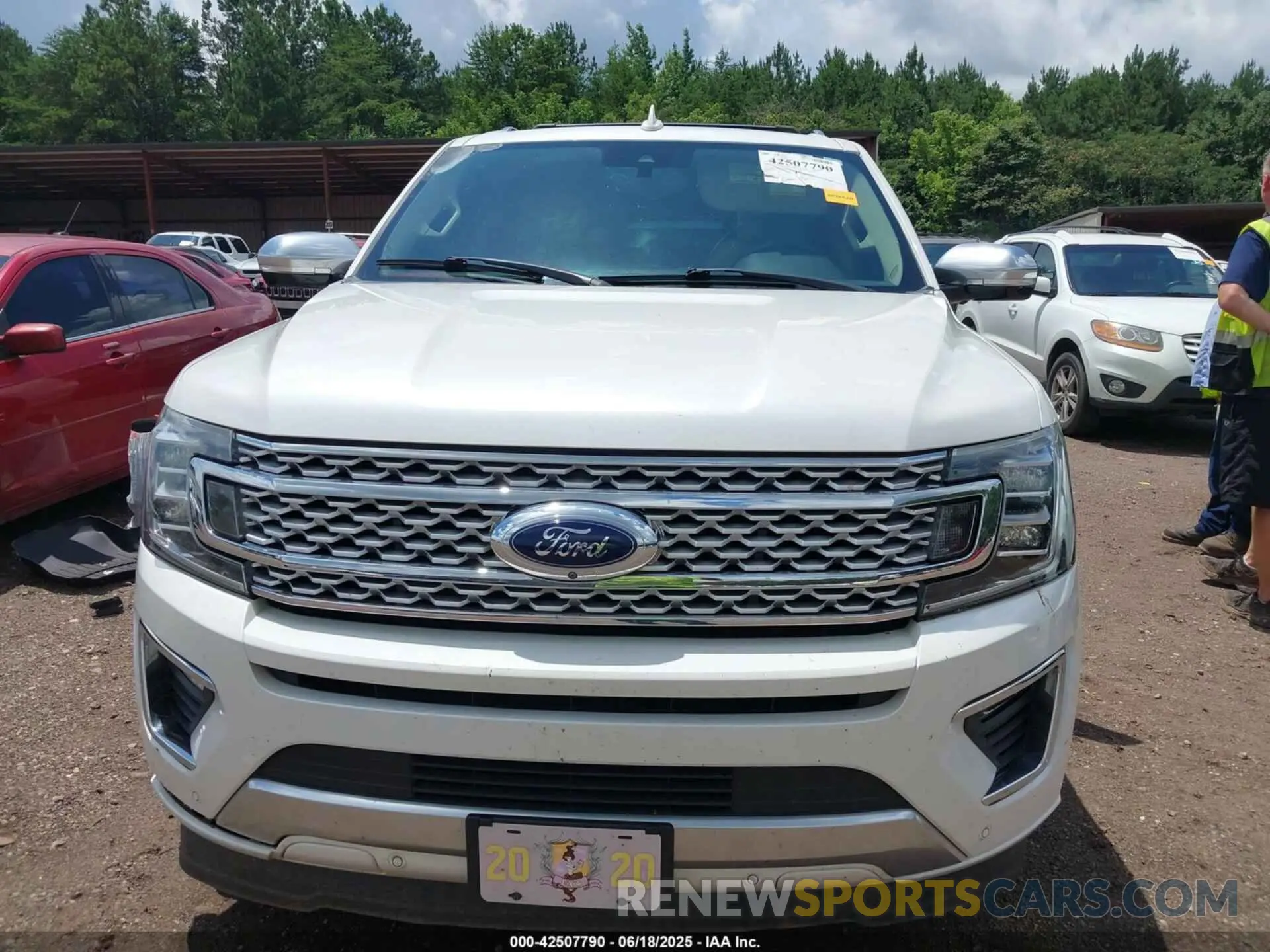 6 Photograph of a damaged car 1FMJK1LT4KEA87493 FORD EXPEDITION MAX 2019
