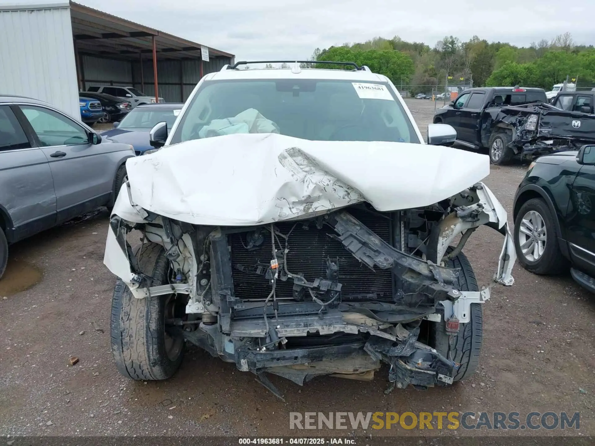 12 Photograph of a damaged car 1FMJK1MTXKEA29161 FORD EXPEDITION MAX 2019