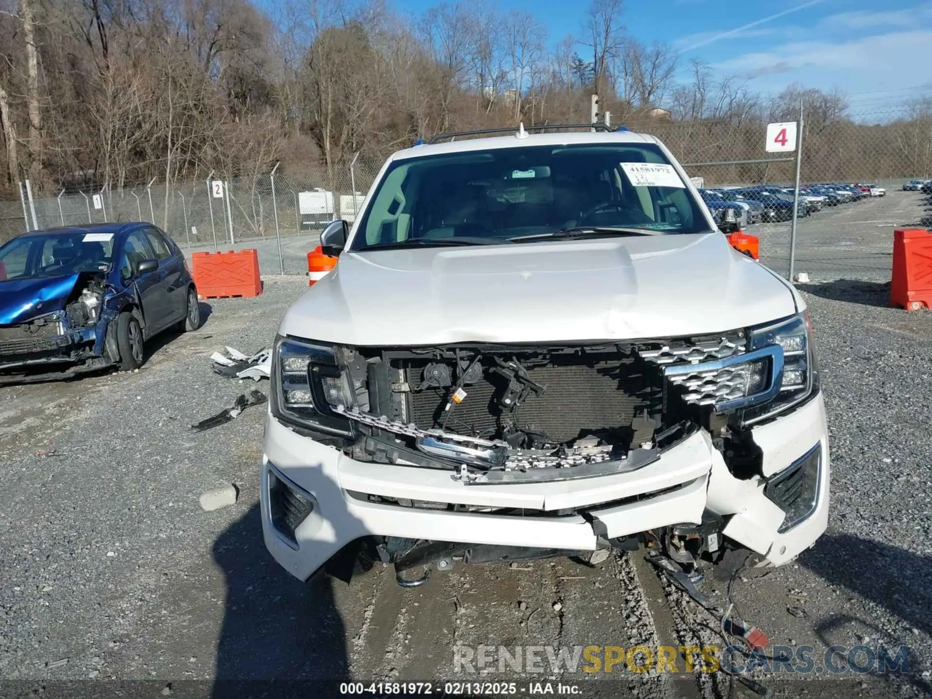 12 Photograph of a damaged car 1FMJK1MTXKEA53377 FORD EXPEDITION MAX 2019