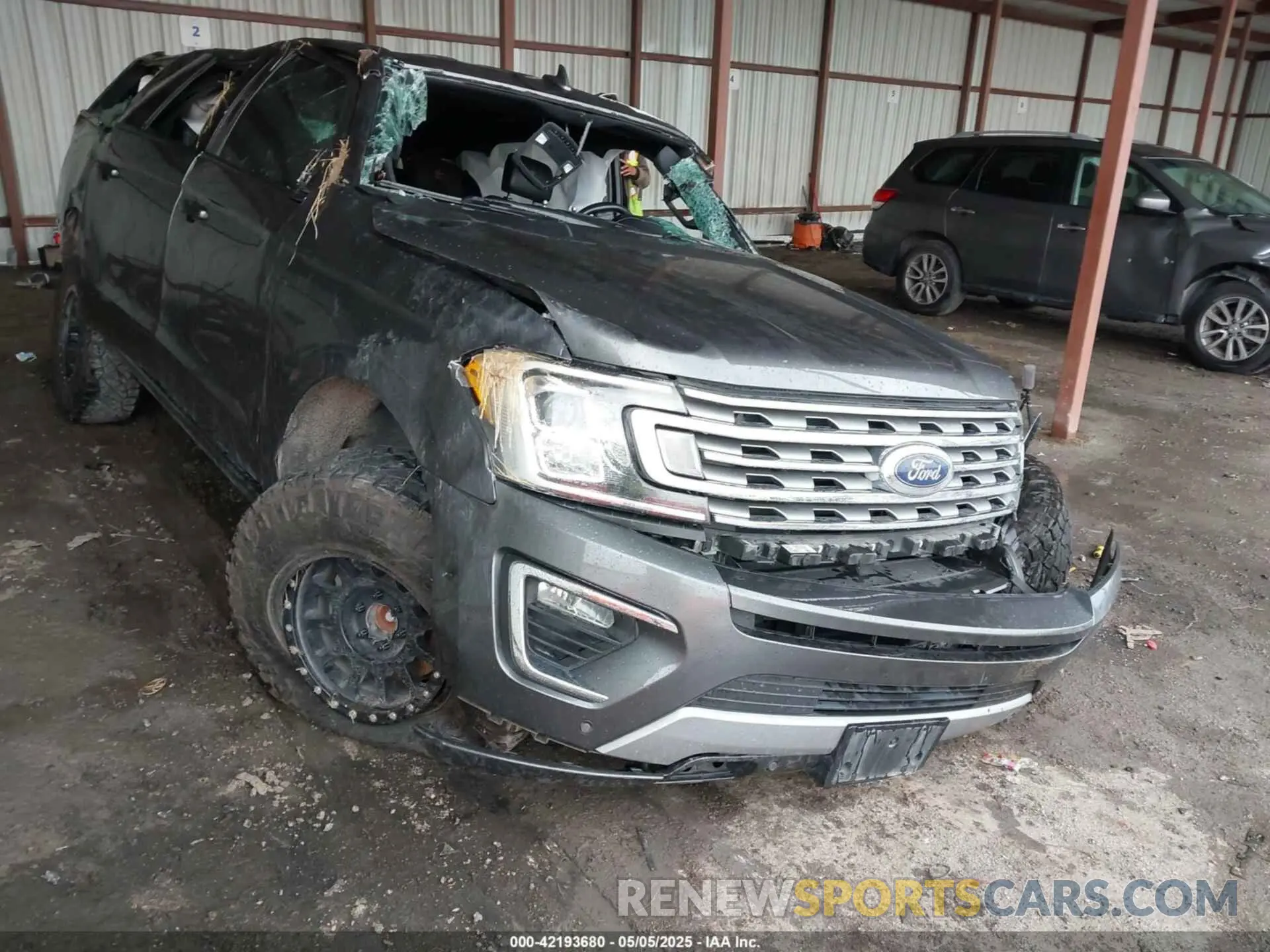 1 Photograph of a damaged car 1FMJK2AT3KEA85243 FORD EXPEDITION MAX 2019
