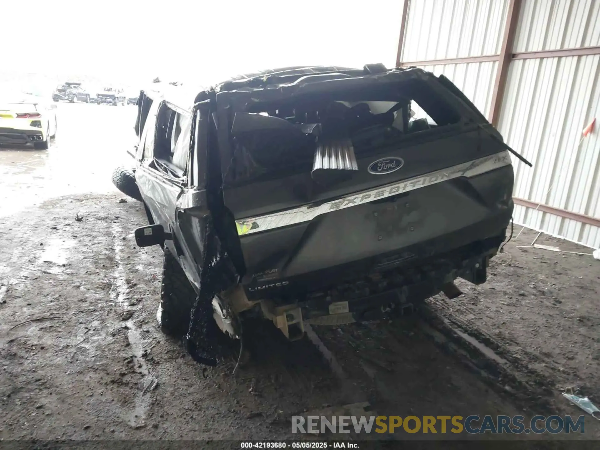 3 Photograph of a damaged car 1FMJK2AT3KEA85243 FORD EXPEDITION MAX 2019