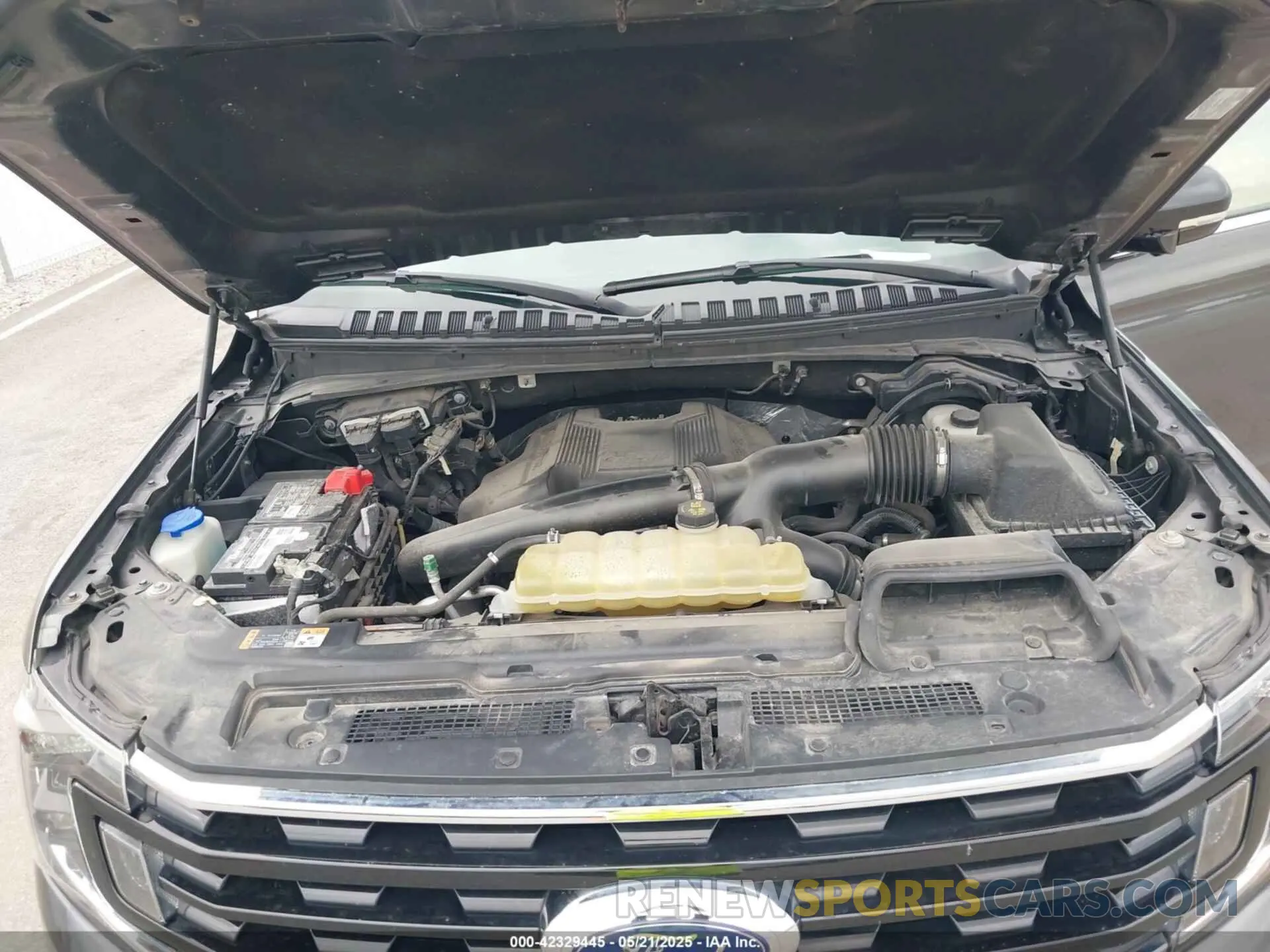 10 Photograph of a damaged car 1FMJK2AT5KEA03755 FORD EXPEDITION MAX 2019