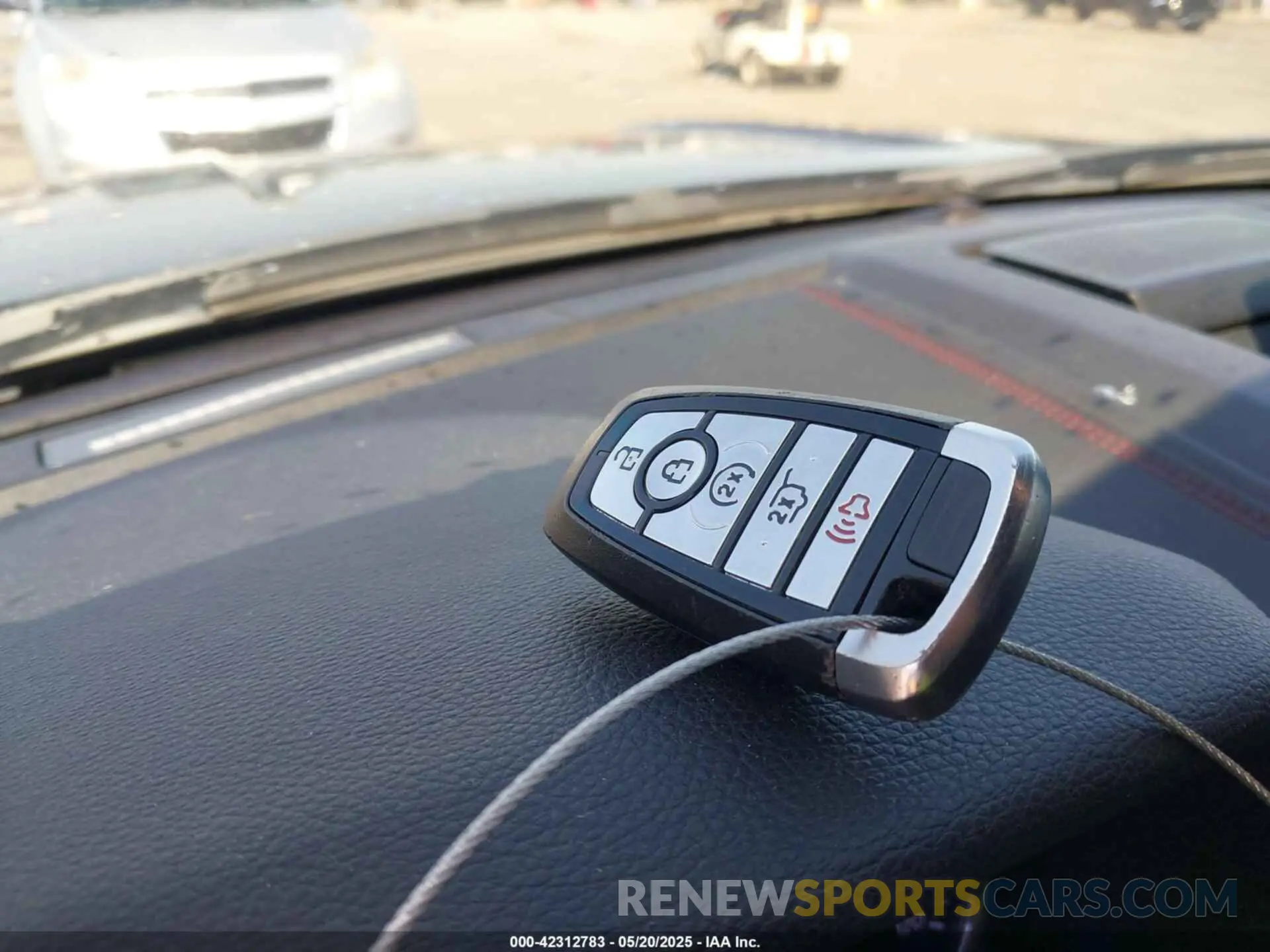 11 Photograph of a damaged car 1FMJK2AT5KEA38019 FORD EXPEDITION MAX 2019