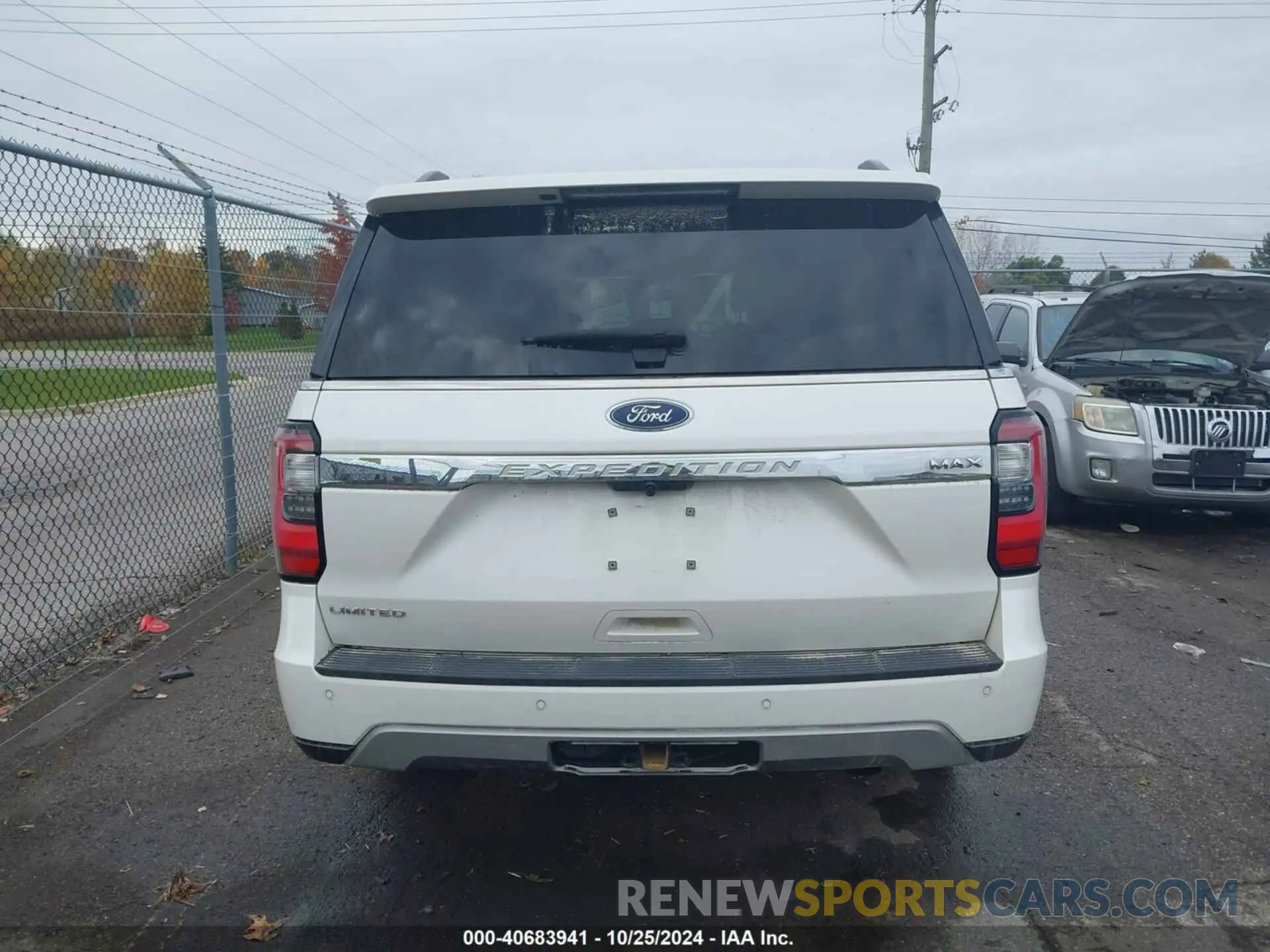 16 Photograph of a damaged car 1FMJK2AT8KEA68180 FORD EXPEDITION MAX 2019