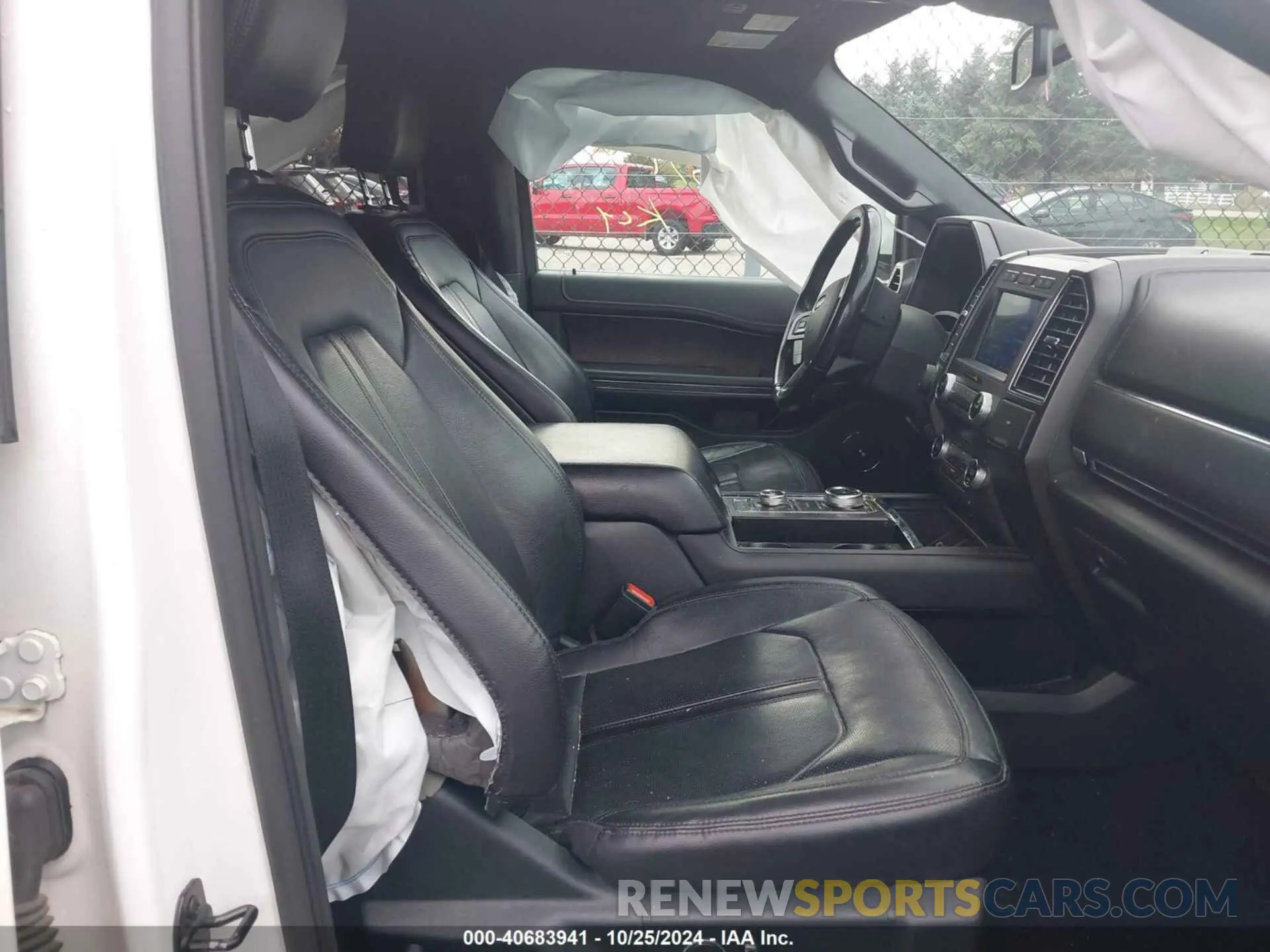 5 Photograph of a damaged car 1FMJK2AT8KEA68180 FORD EXPEDITION MAX 2019