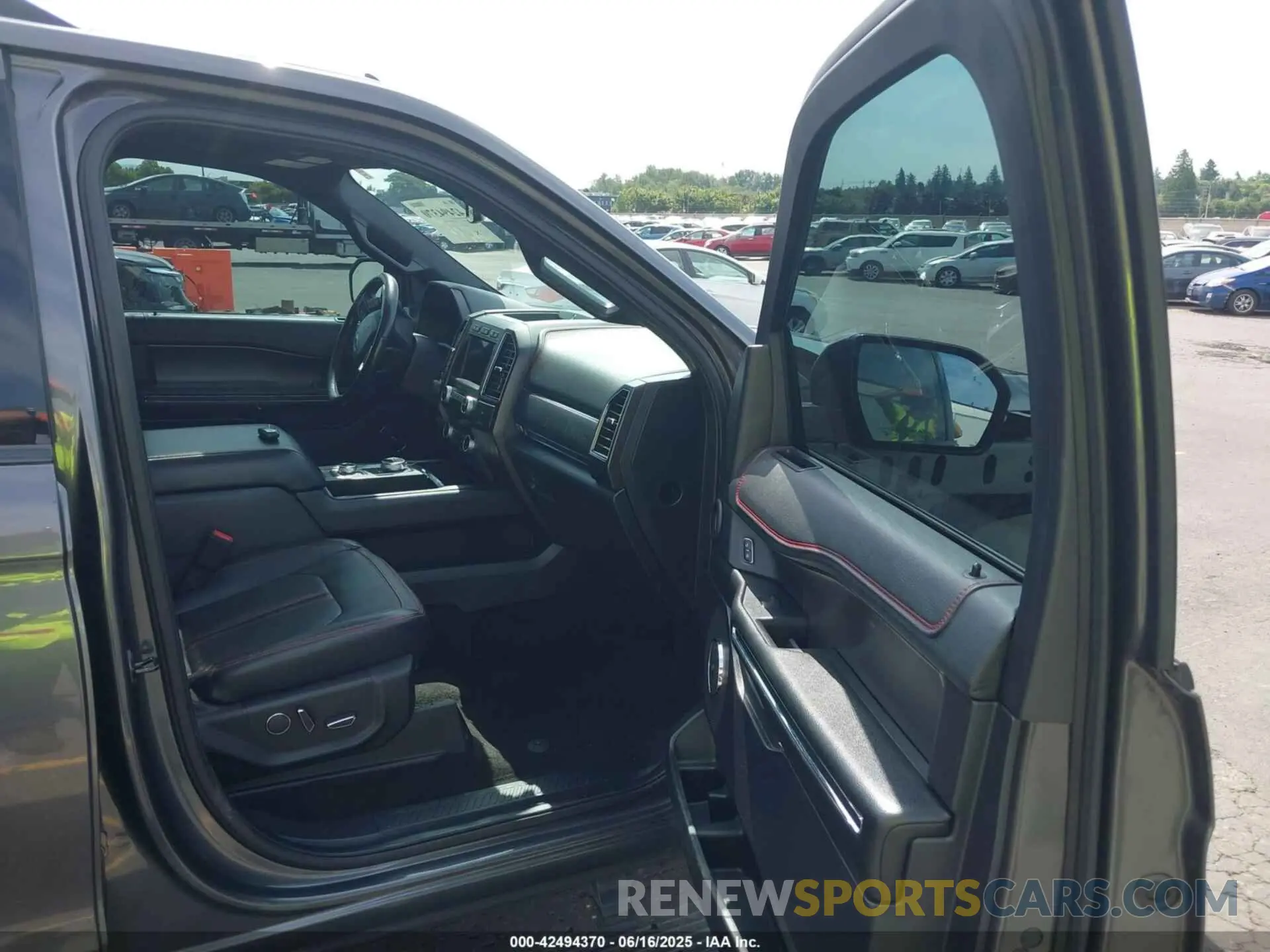 5 Photograph of a damaged car 1FMJK2AT5LEA15809 FORD EXPEDITION MAX 2020