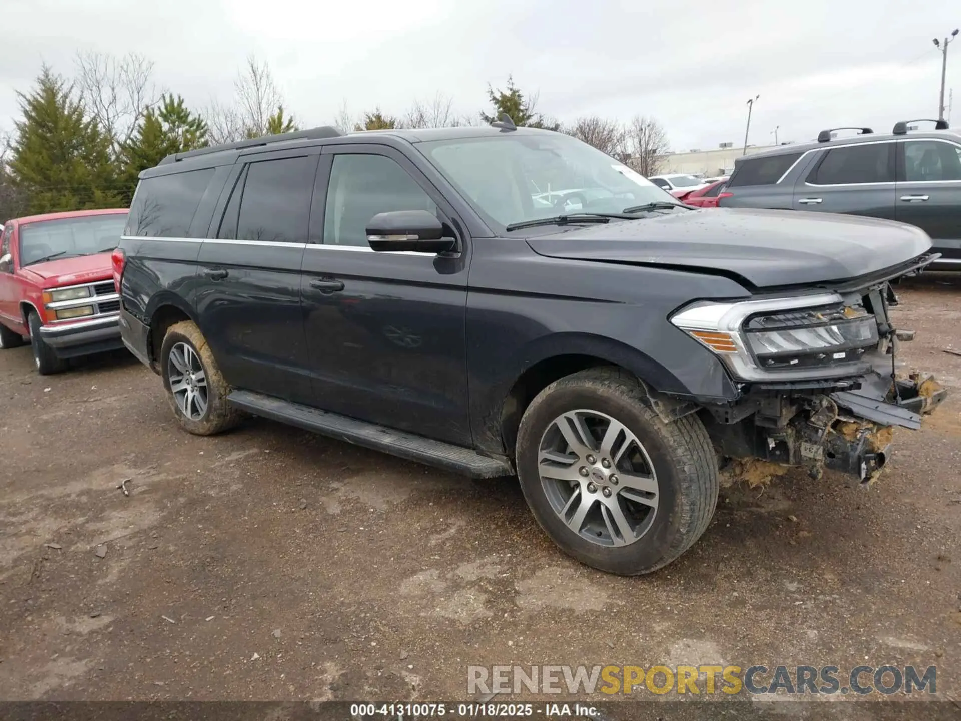 13 Photograph of a damaged car 1FMJK1H80REA53100 FORD EXPEDITION MAX 2024