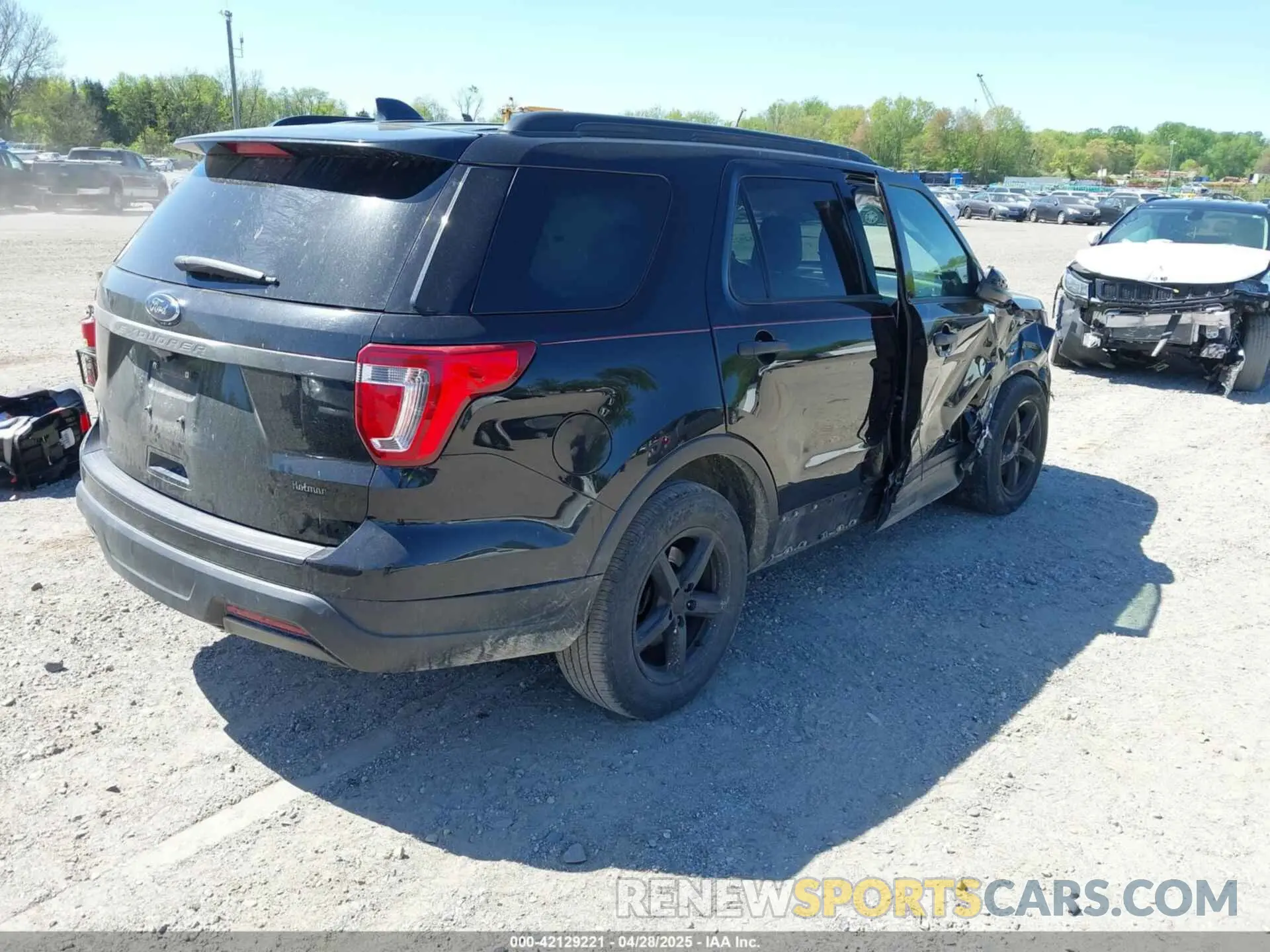 4 Photograph of a damaged car 1FM5K7B81KGA18444 FORD EXPLORER 2019