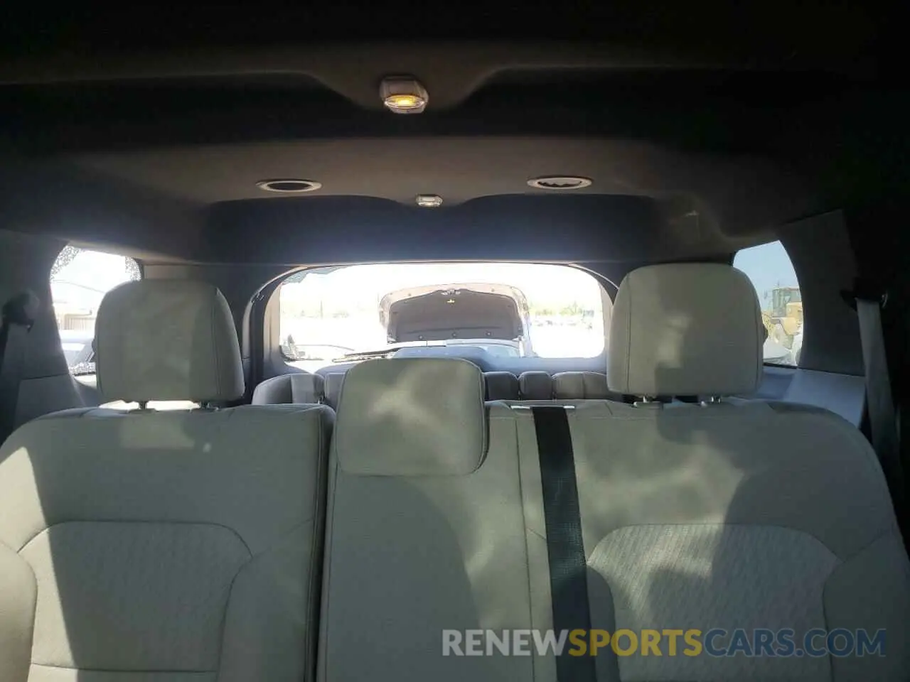 10 Photograph of a damaged car 1FM5K7B88KGA76647 FORD EXPLORER 2019
