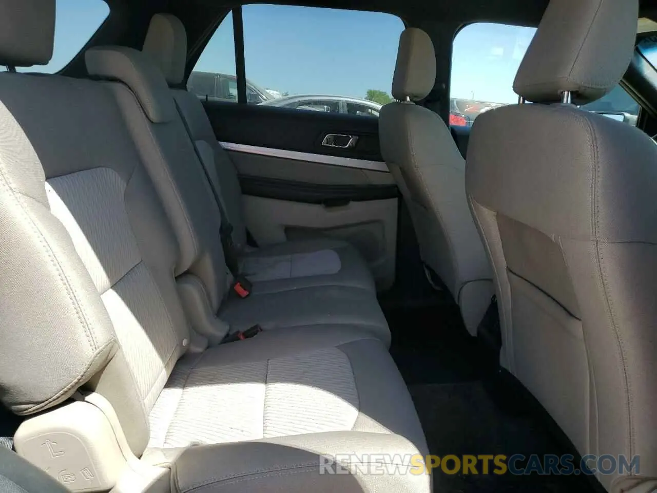 11 Photograph of a damaged car 1FM5K7B88KGA76647 FORD EXPLORER 2019