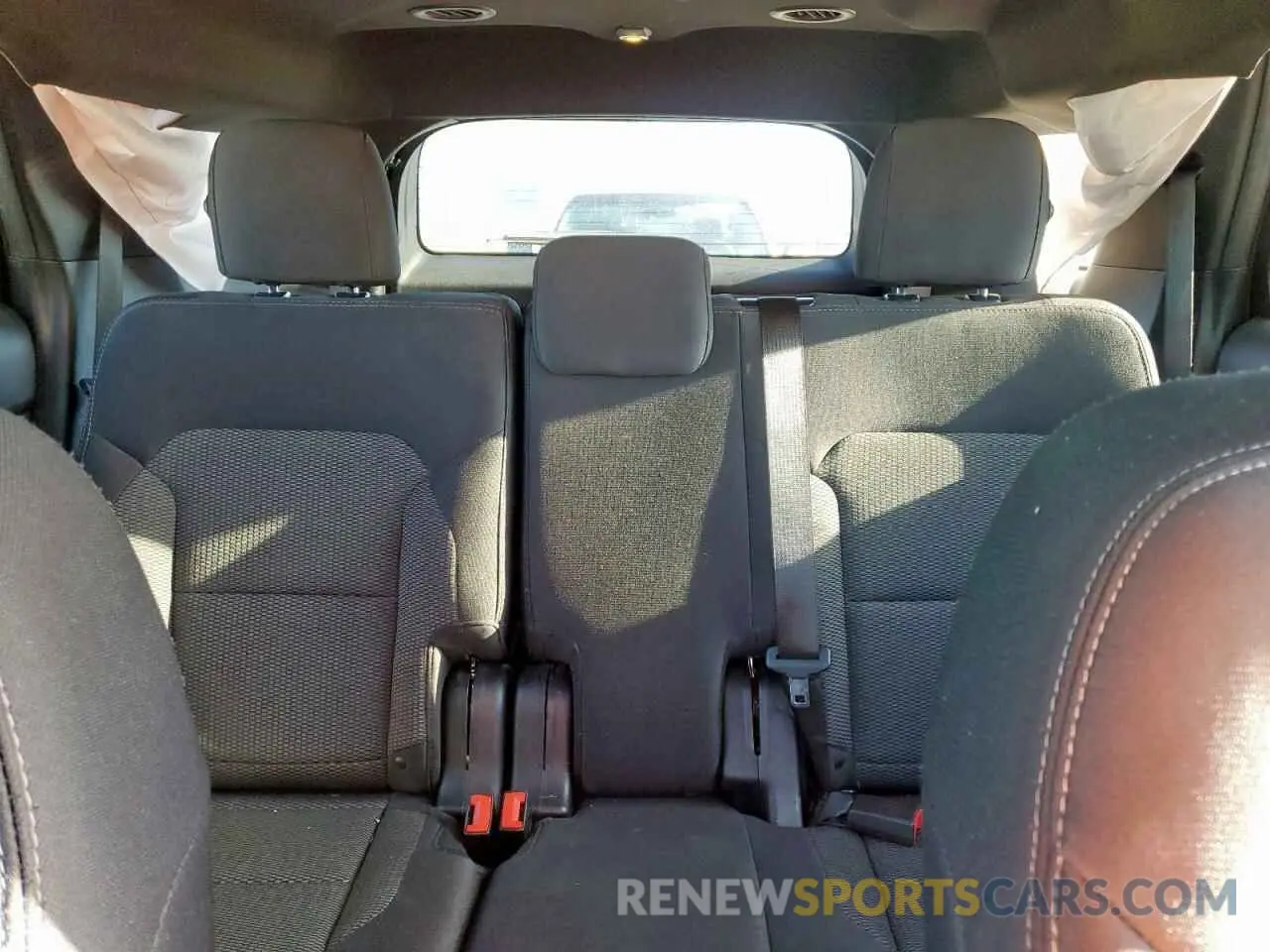 10 Photograph of a damaged car 1FM5K7D80KGA39721 FORD EXPLORER 2019